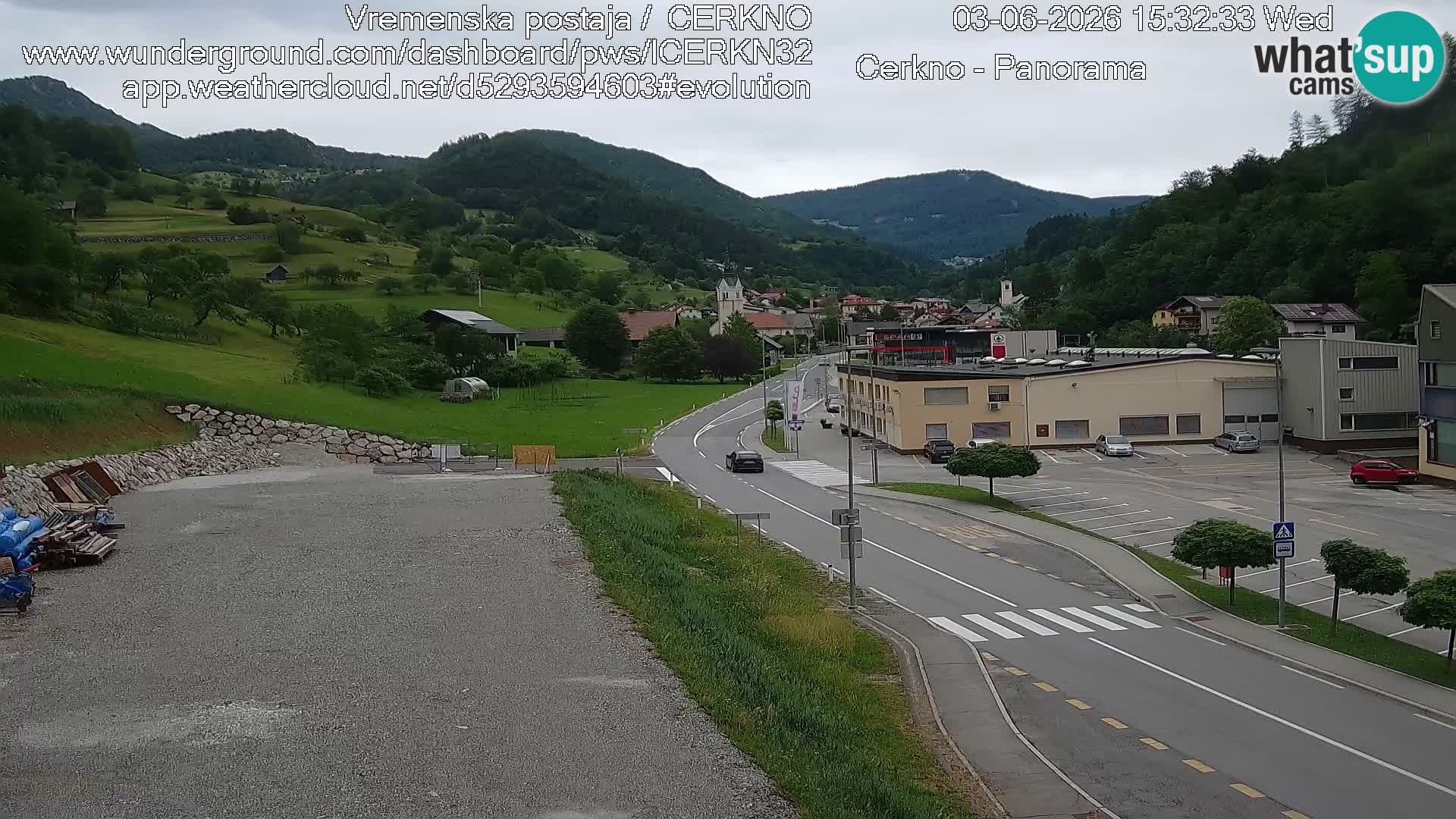 Cerkno entrada a la ciudad Webcam en vivo