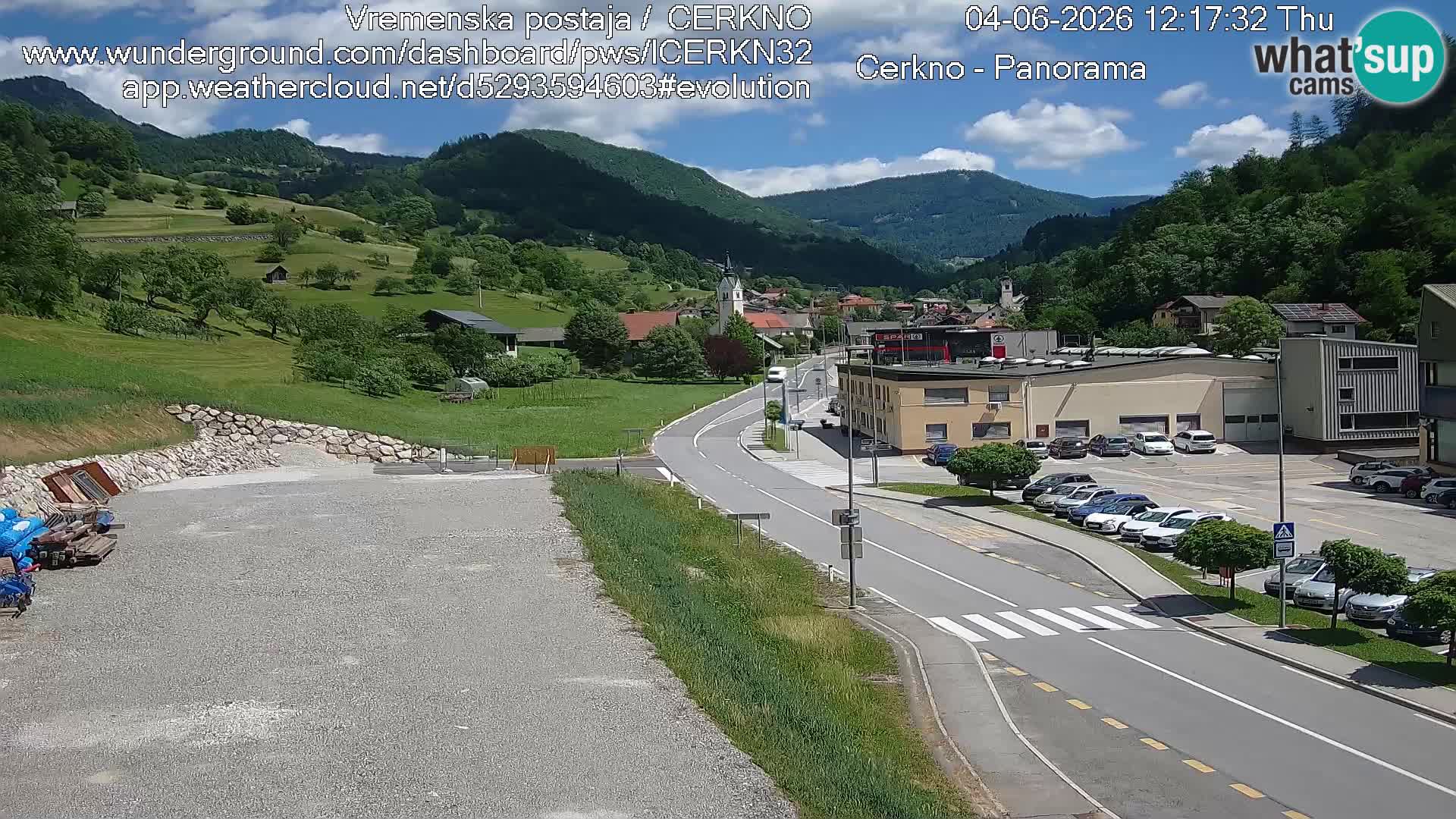 Webcam en direct – Entrée de la ville de Cerkno