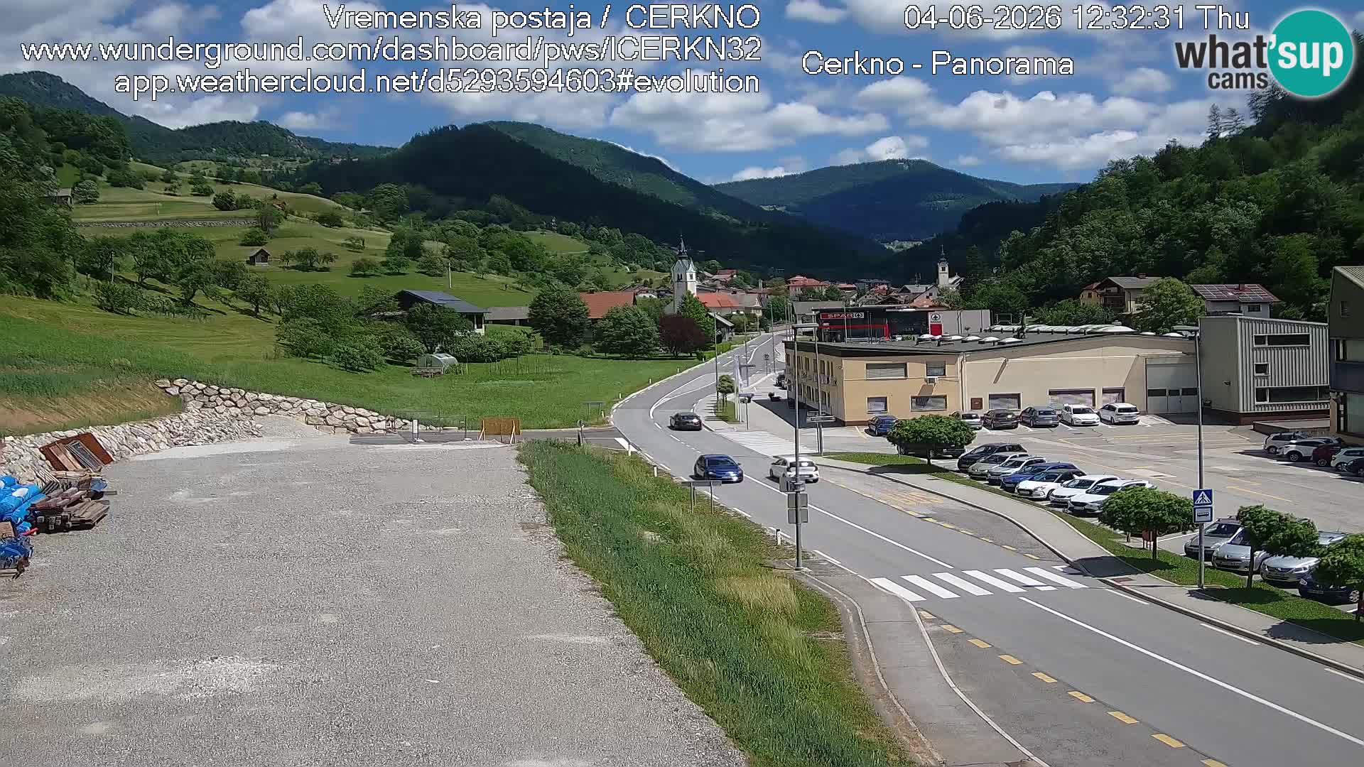 Cerkno entrada a la ciudad Webcam en vivo