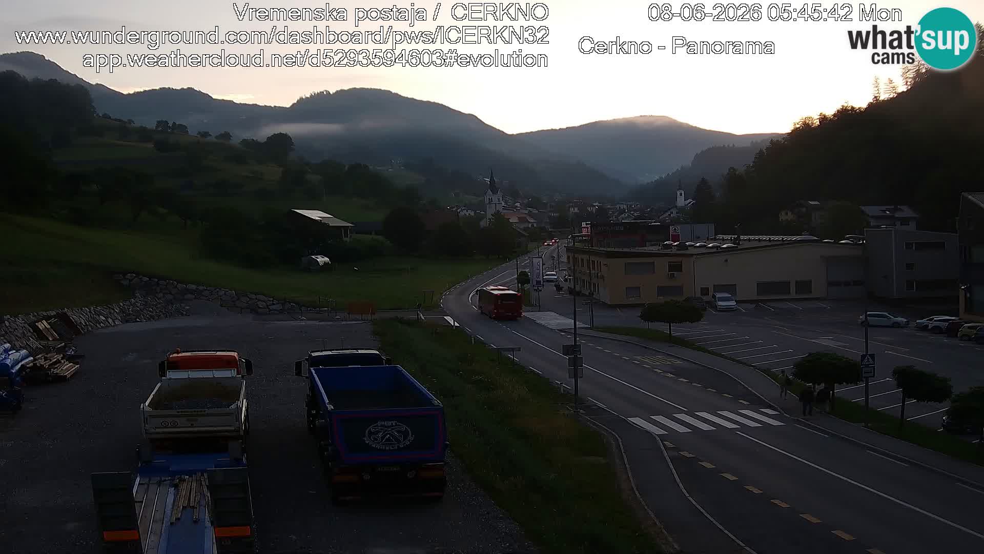Cerkno entrada a la ciudad Webcam en vivo