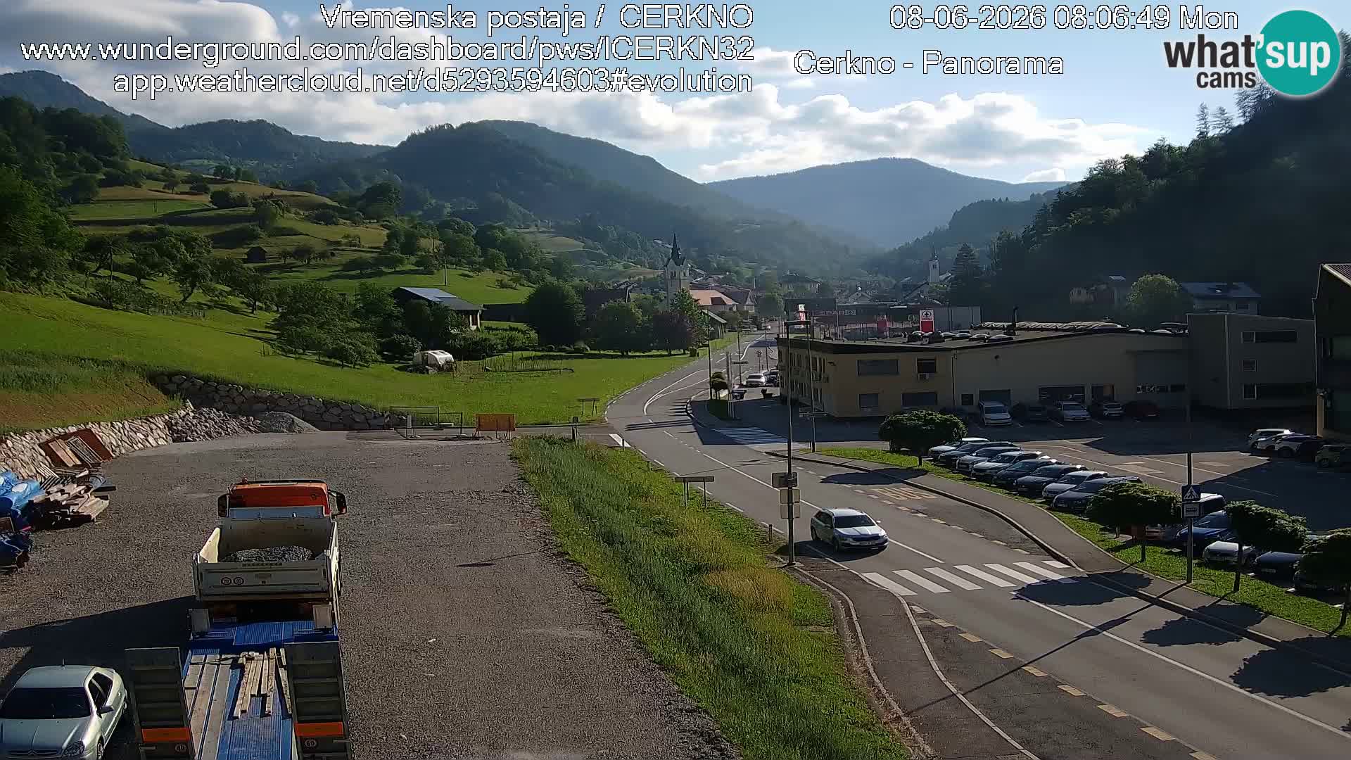 Webcam en direct – Entrée de la ville de Cerkno