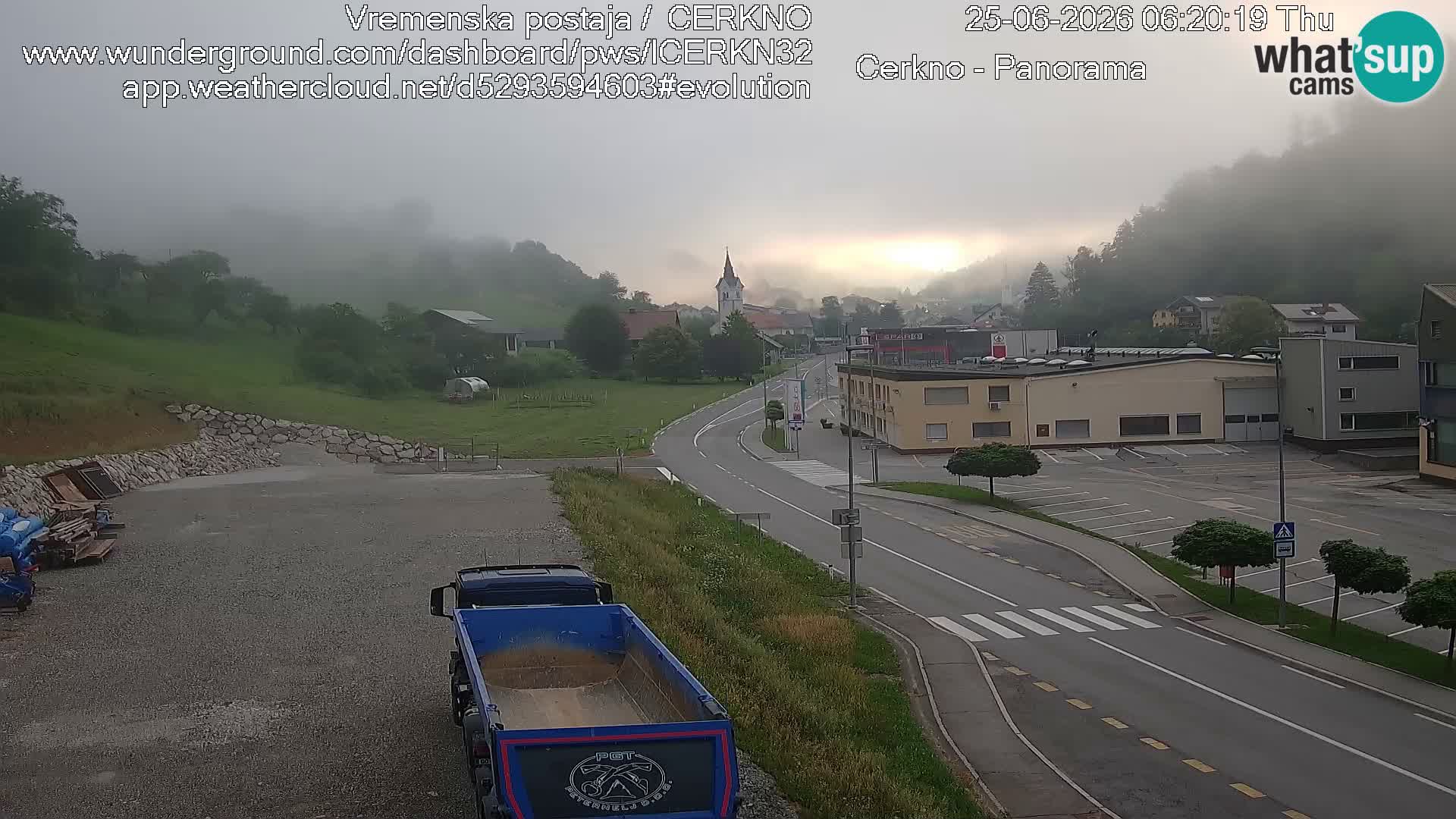 Cerkno entrada a la ciudad Webcam en vivo