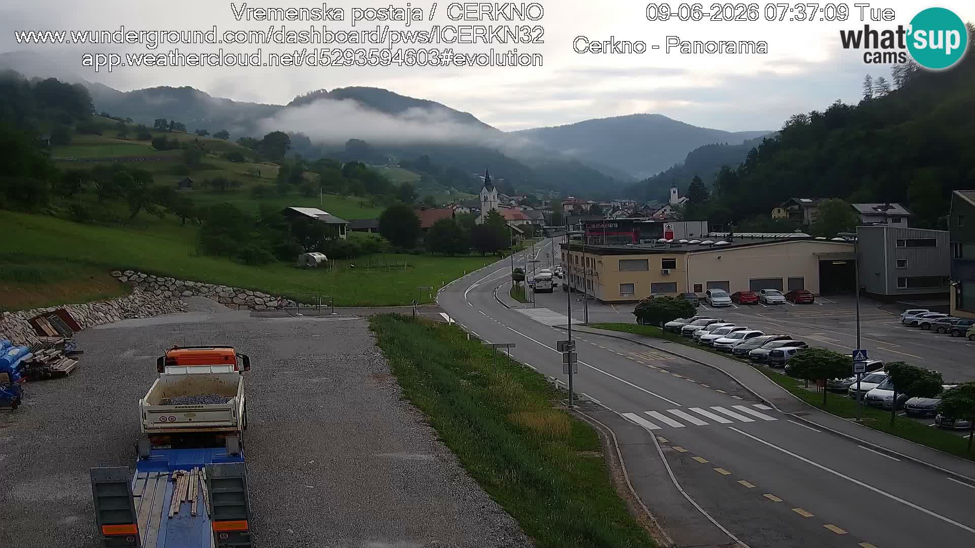 Cerkno entrada a la ciudad Webcam en vivo