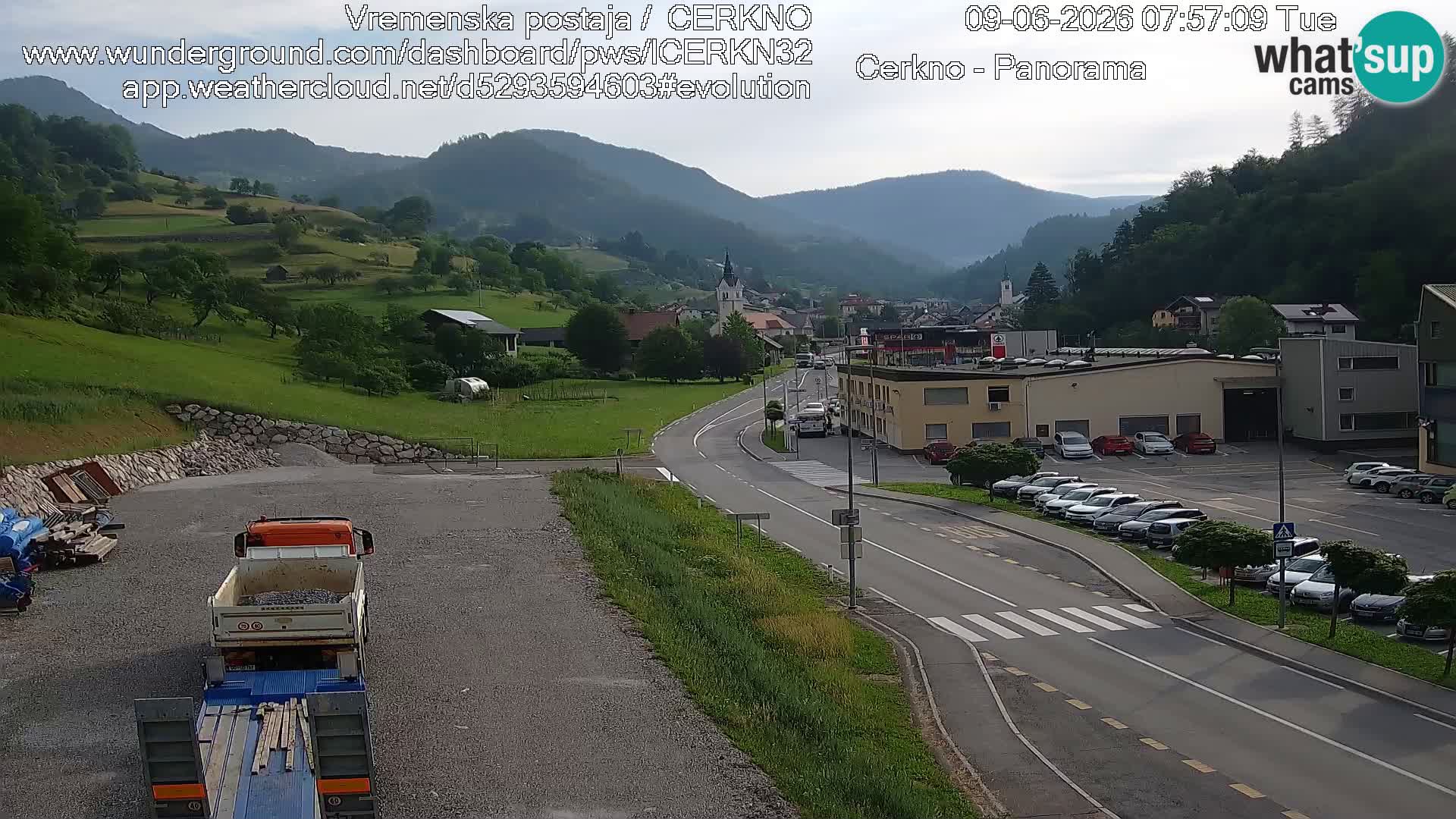 Webcam en direct – Entrée de la ville de Cerkno