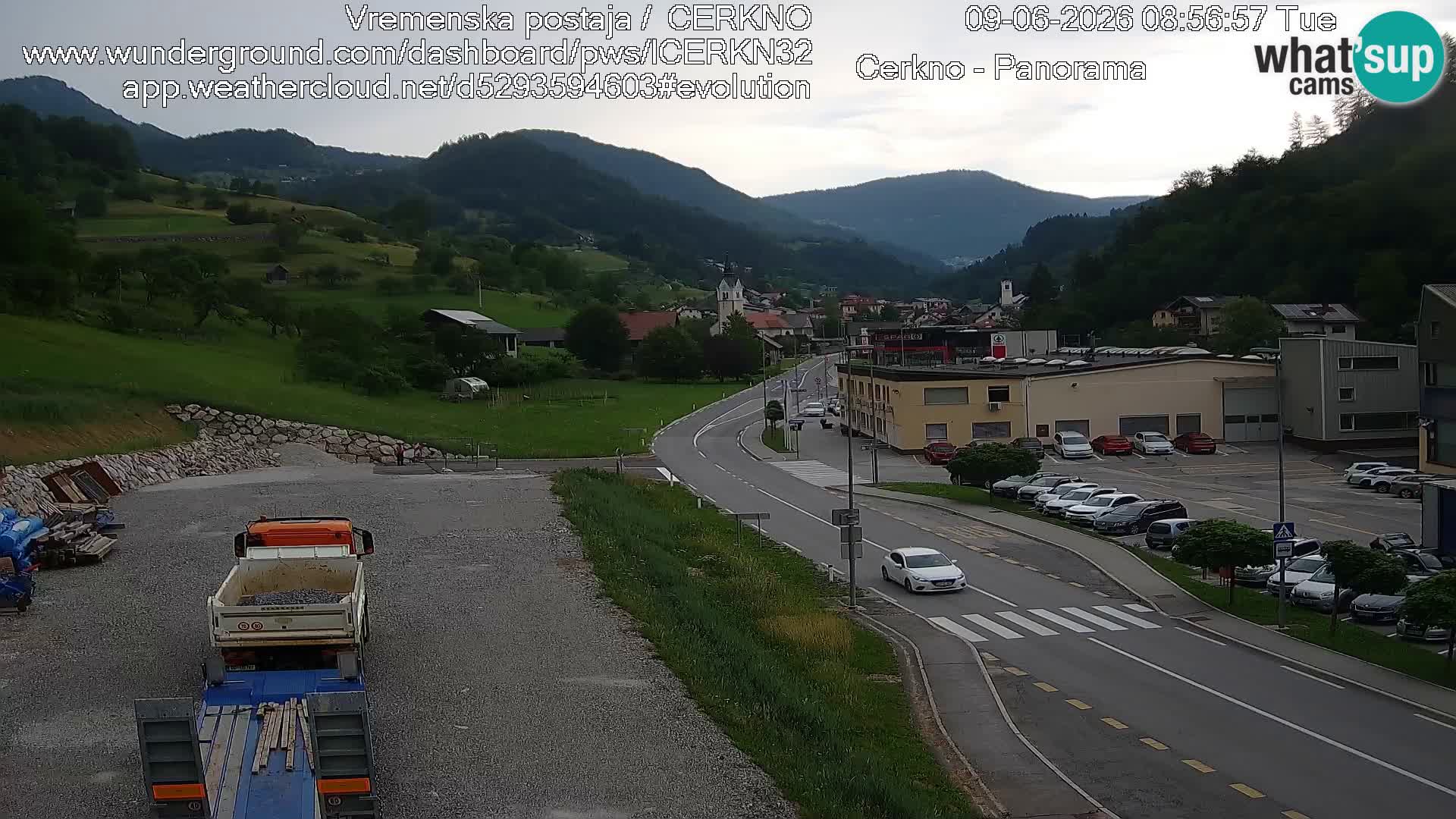 Cerkno entrada a la ciudad Webcam en vivo