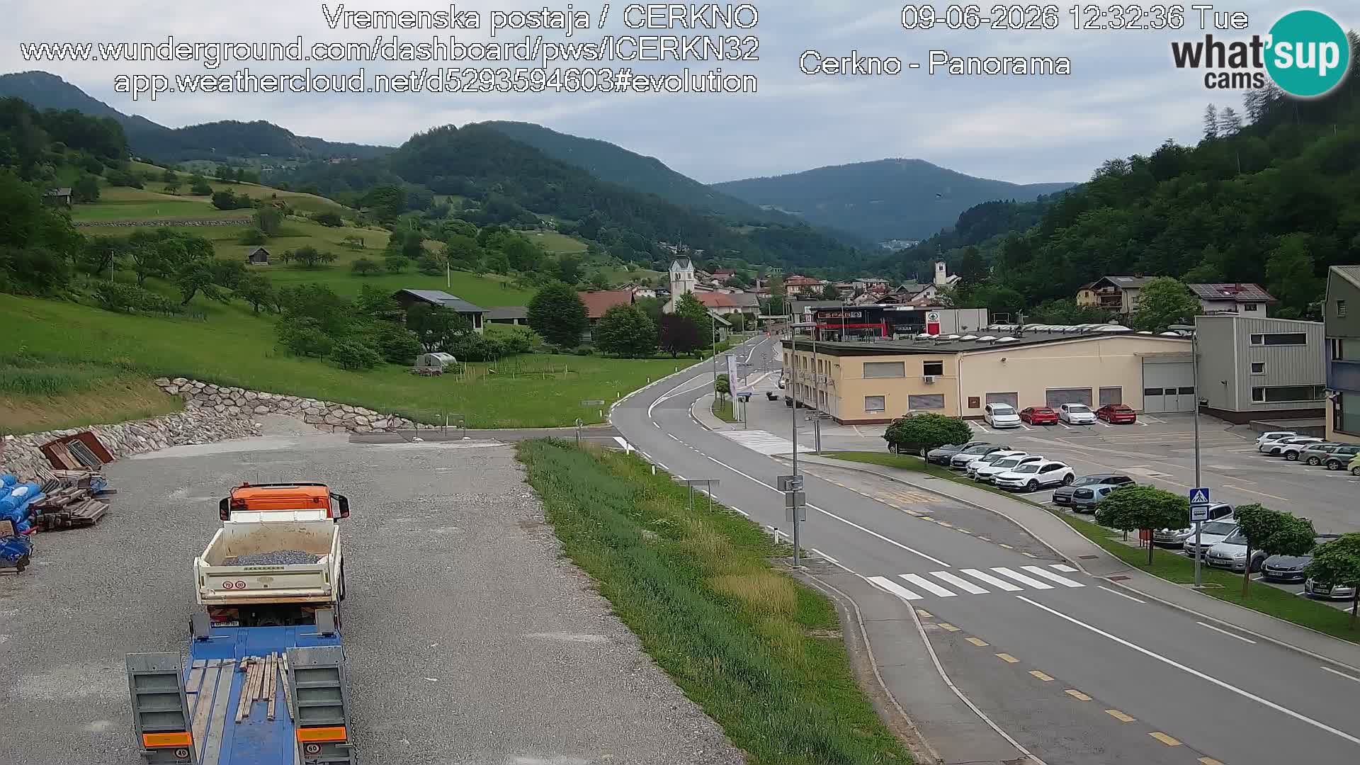 Cerkno city entrance Live Webcam