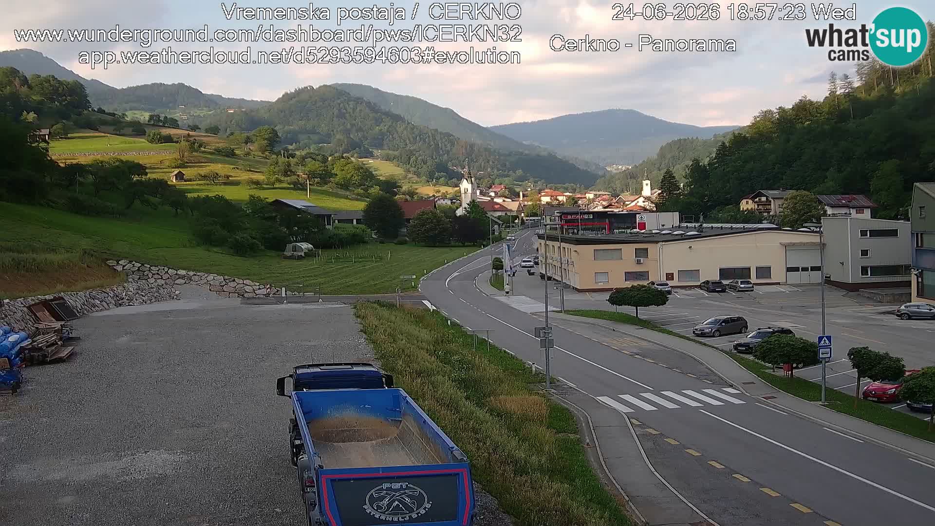 Cerkno entrada a la ciudad Webcam en vivo