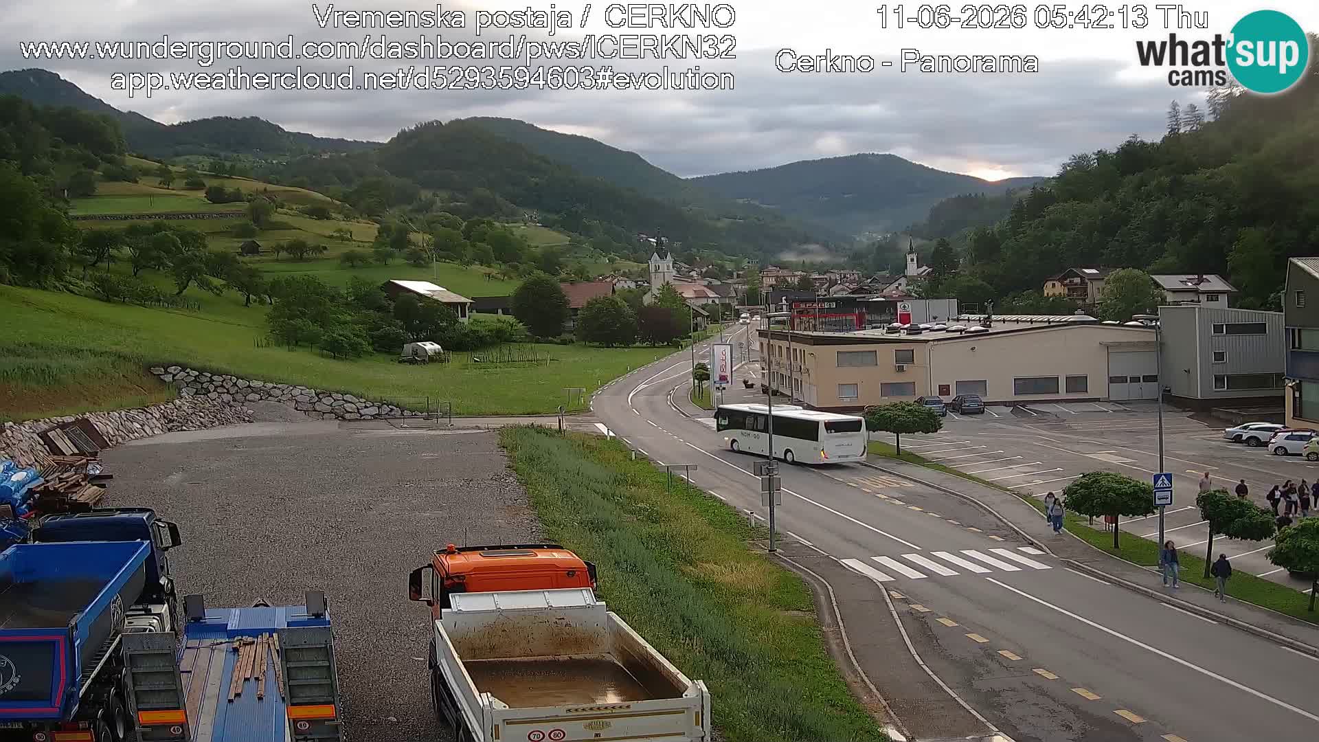 Webcam en direct – Entrée de la ville de Cerkno