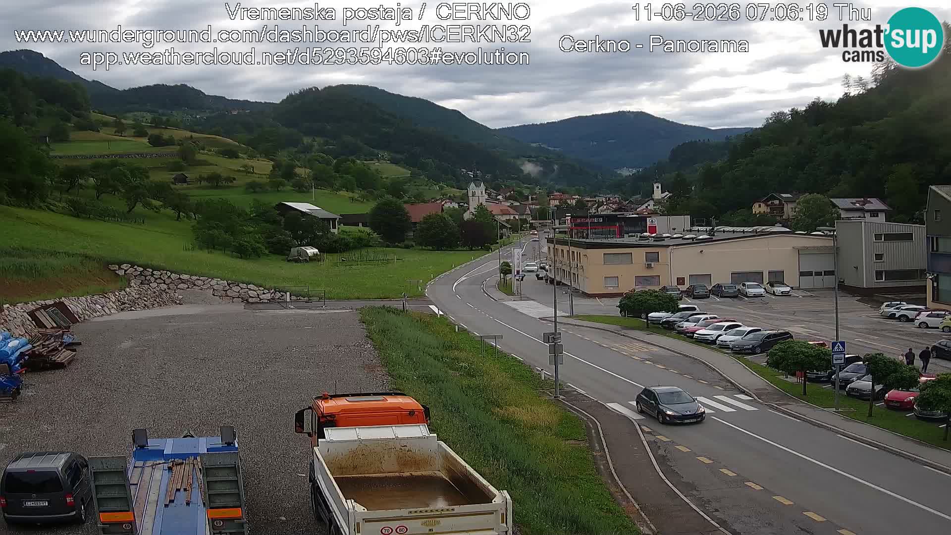 Webcam en direct – Entrée de la ville de Cerkno