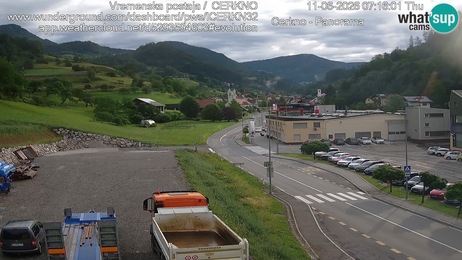 Cerkno entrada a la ciudad Webcam en vivo