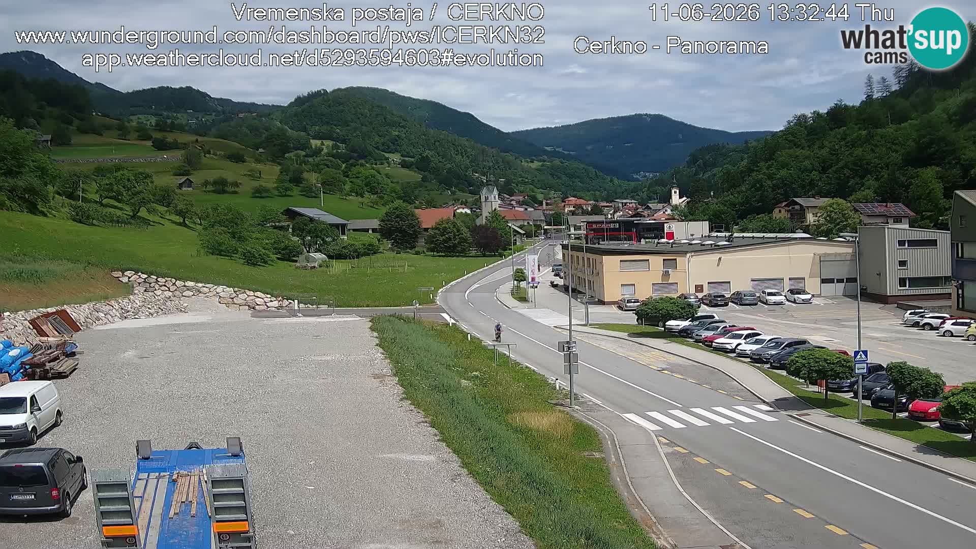 Webcam en direct – Entrée de la ville de Cerkno