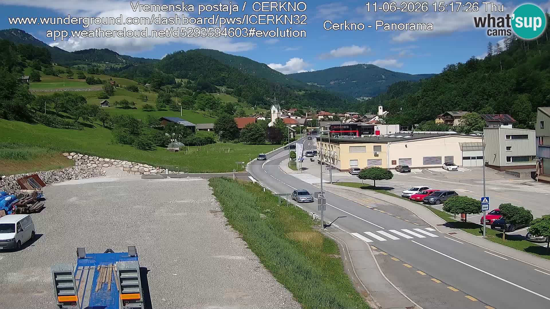 Webcam en direct – Entrée de la ville de Cerkno