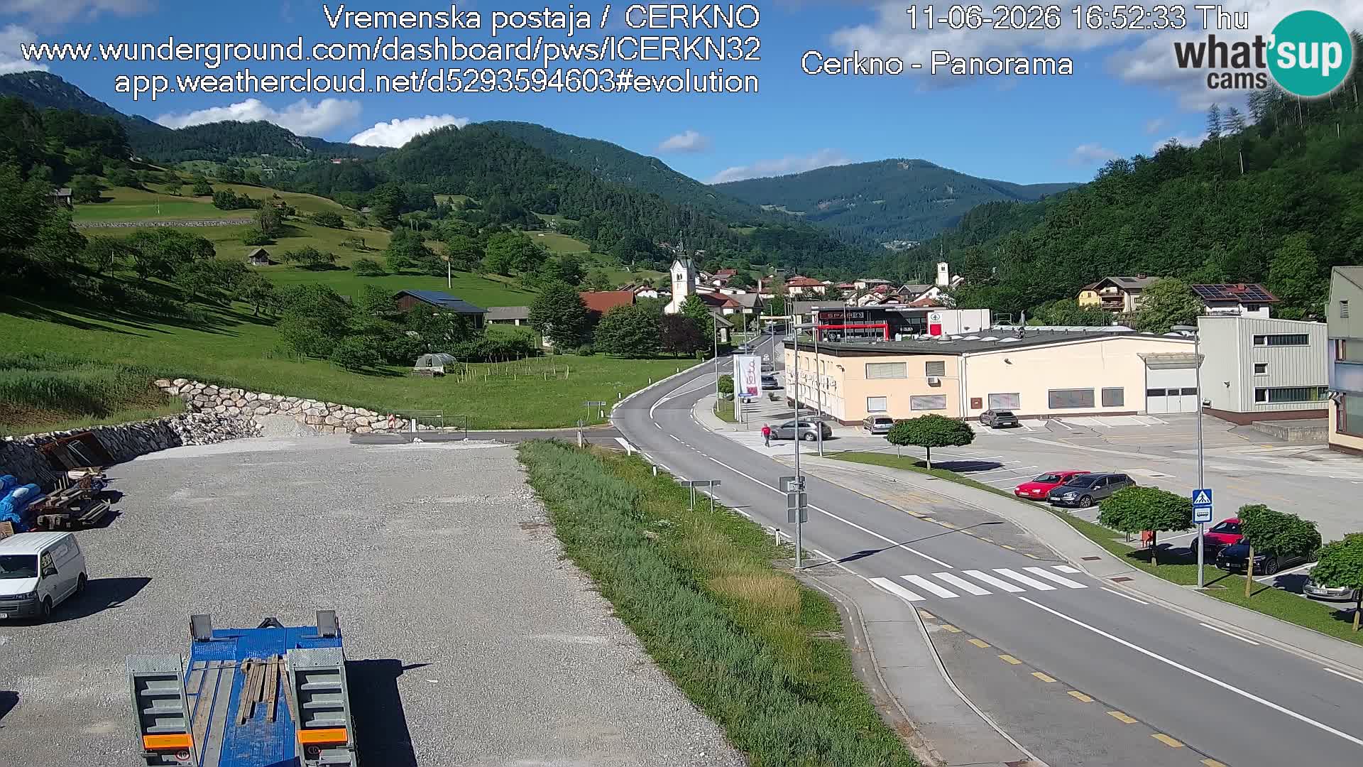Webcam en direct – Entrée de la ville de Cerkno