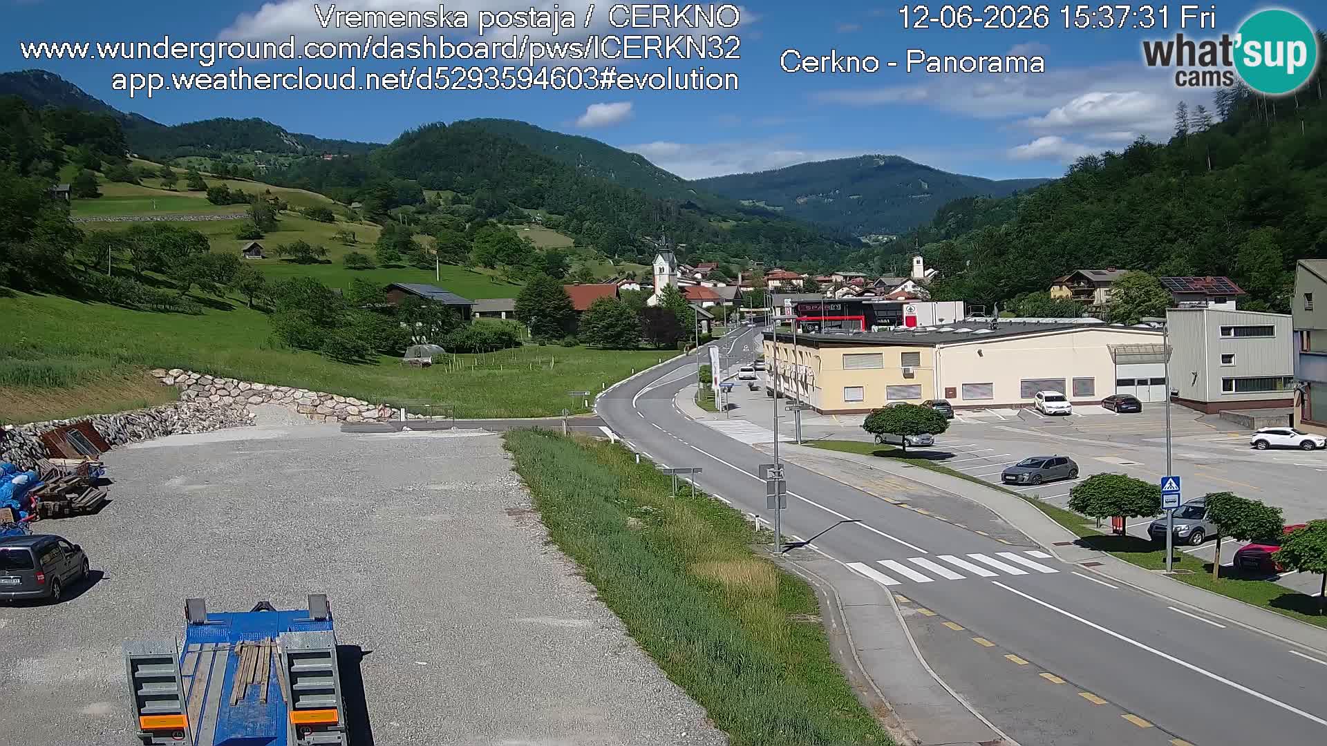 Cerkno entrada a la ciudad Webcam en vivo