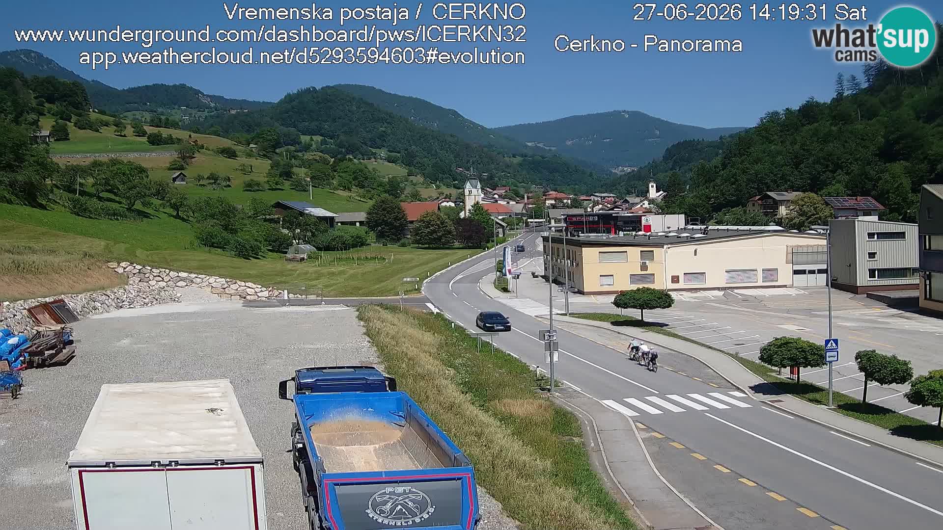 Webcam en direct – Entrée de la ville de Cerkno