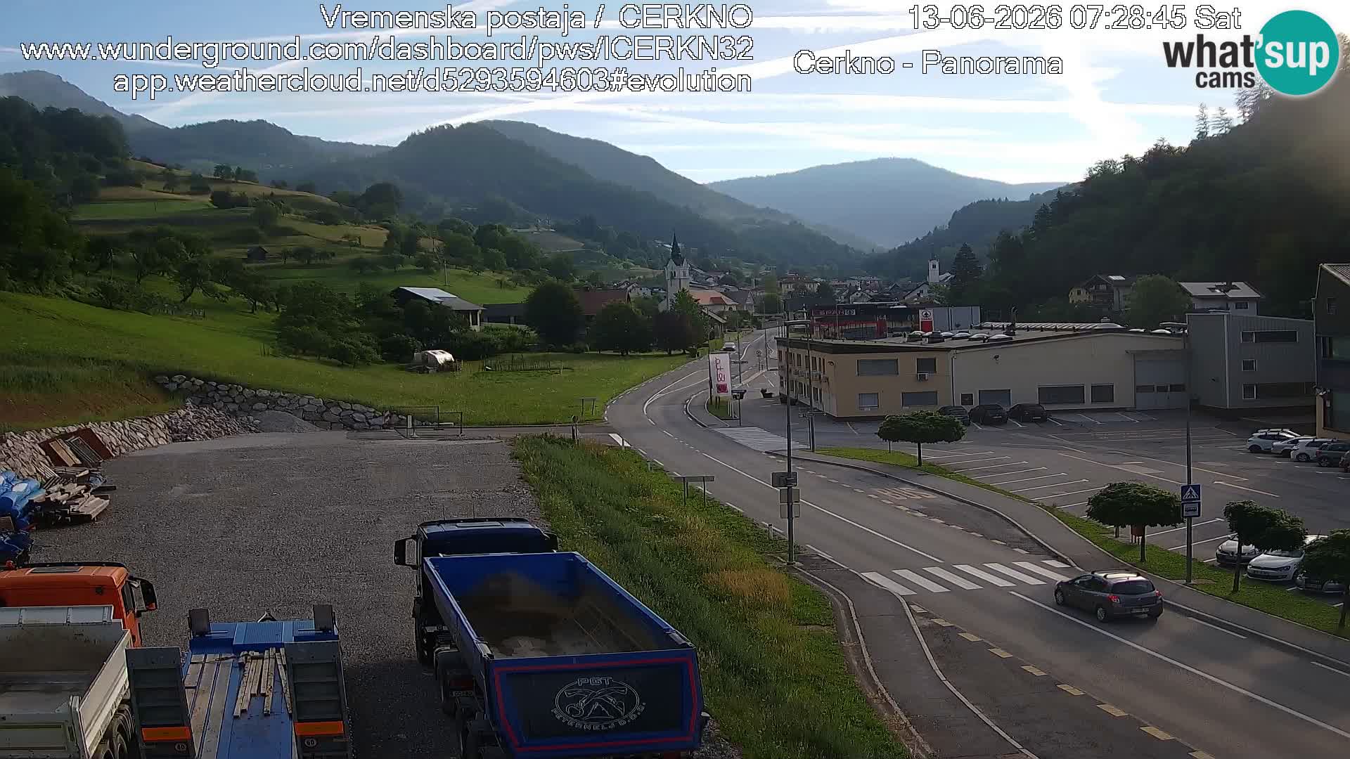Webcam en direct – Entrée de la ville de Cerkno
