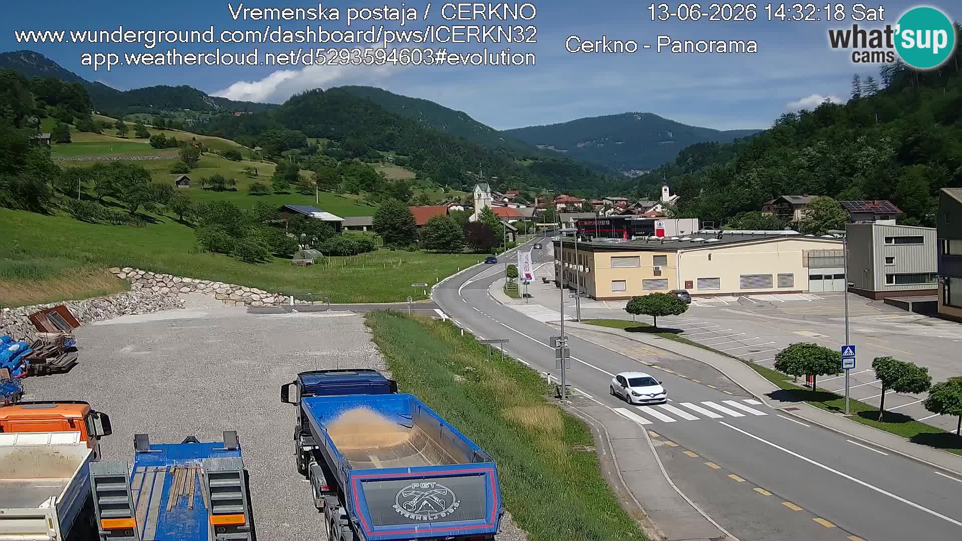 Webcam en direct – Entrée de la ville de Cerkno