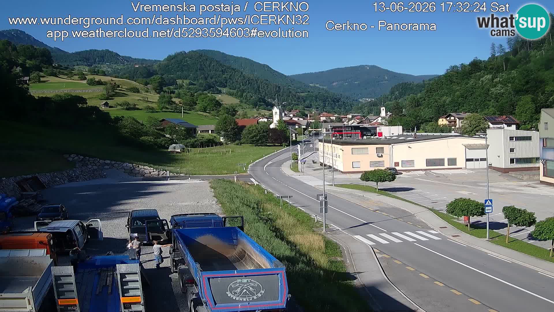 Webcam en direct – Entrée de la ville de Cerkno