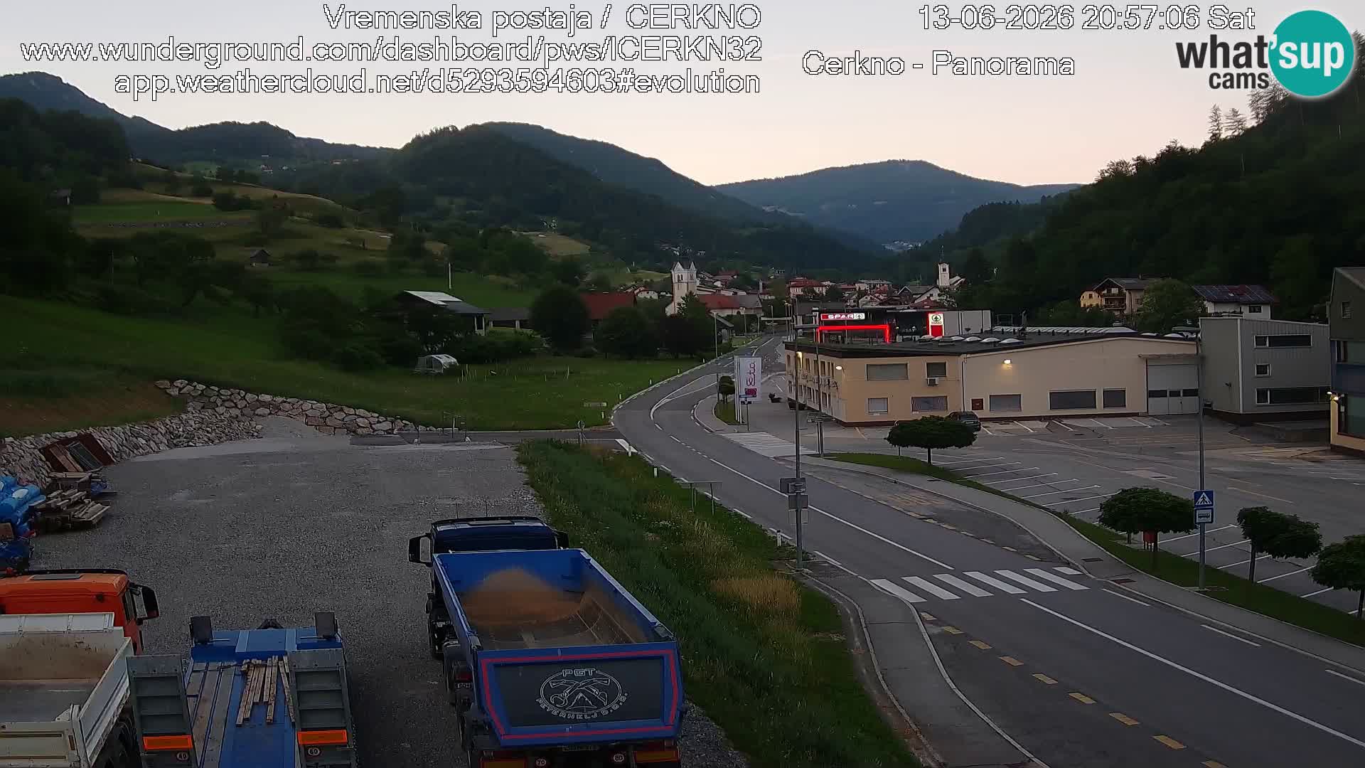 Webcam en direct – Entrée de la ville de Cerkno