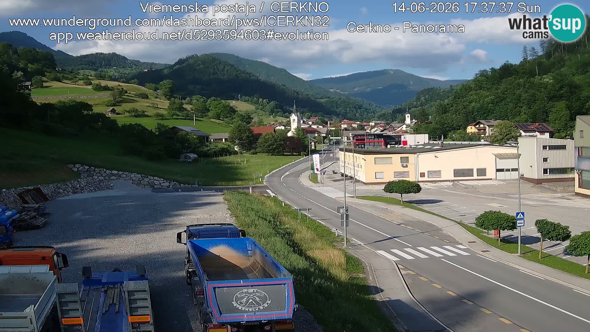 Cerkno entrada a la ciudad Webcam en vivo