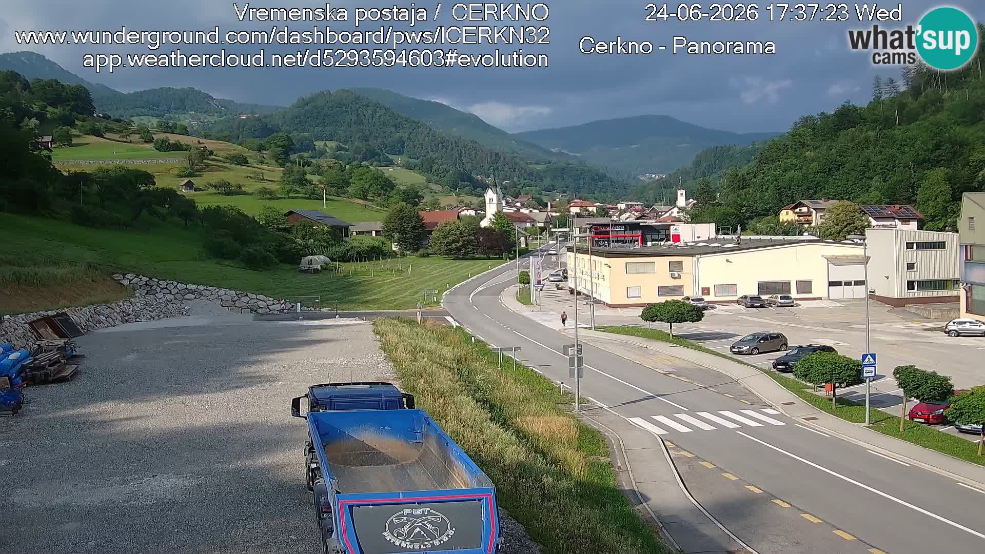 Webcam en direct – Entrée de la ville de Cerkno