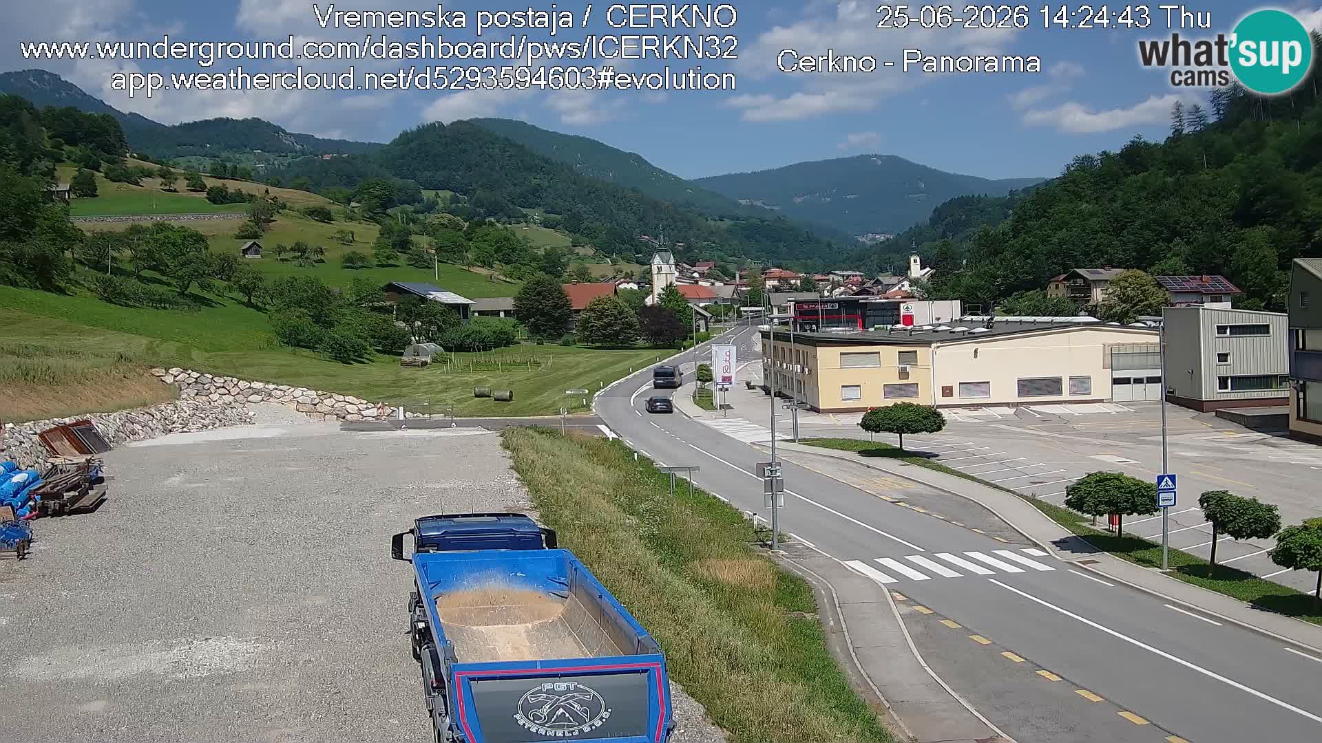 Webcam en direct – Entrée de la ville de Cerkno