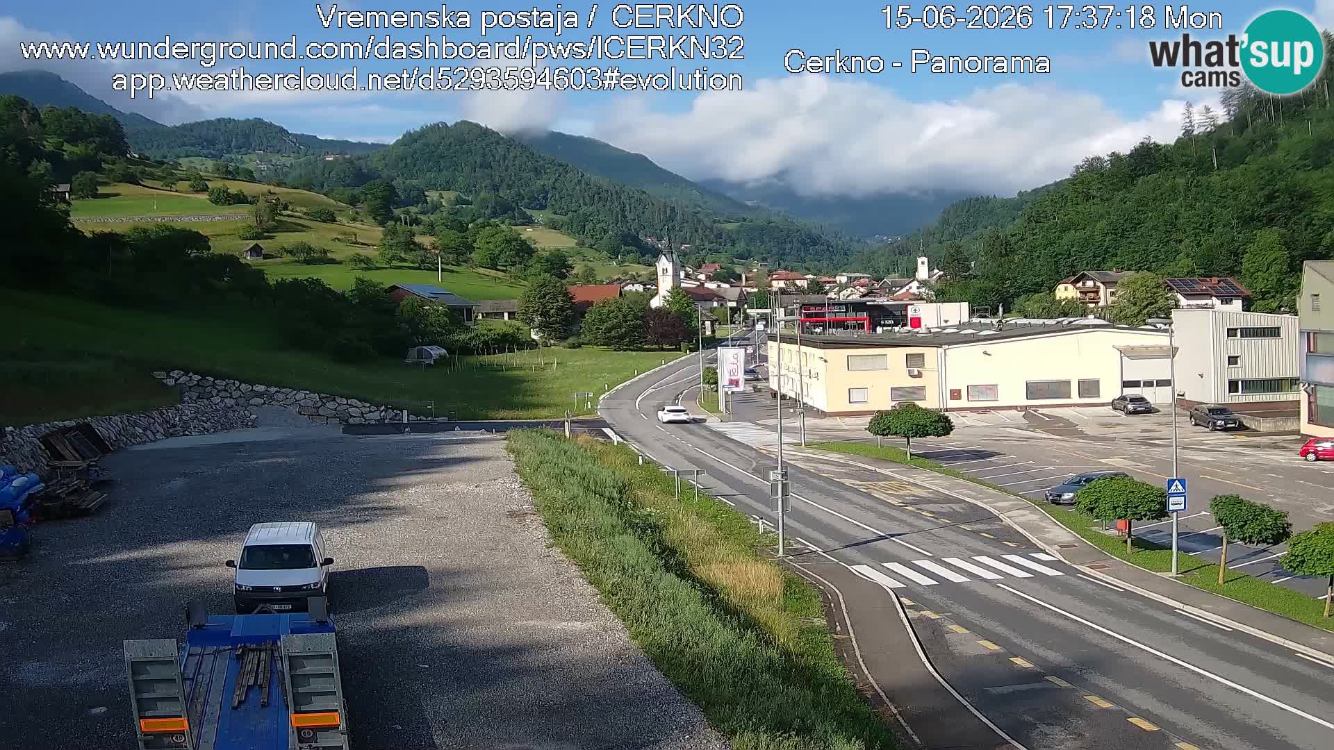Cerkno entrada a la ciudad Webcam en vivo