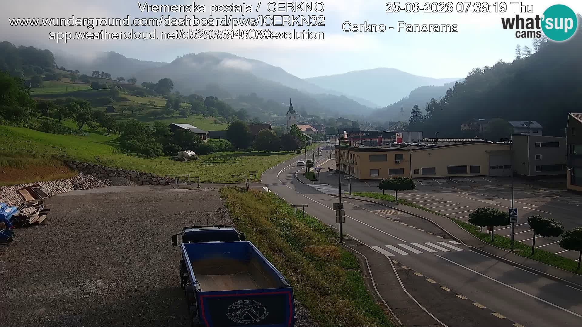Webcam en direct – Entrée de la ville de Cerkno