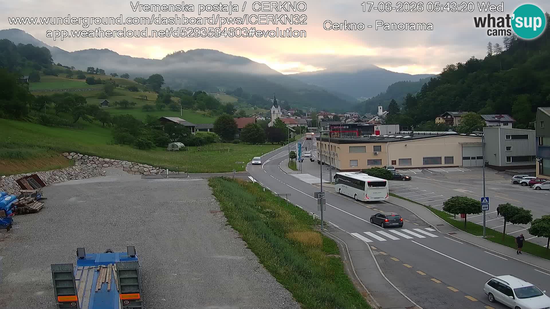 Cerkno entrada a la ciudad Webcam en vivo
