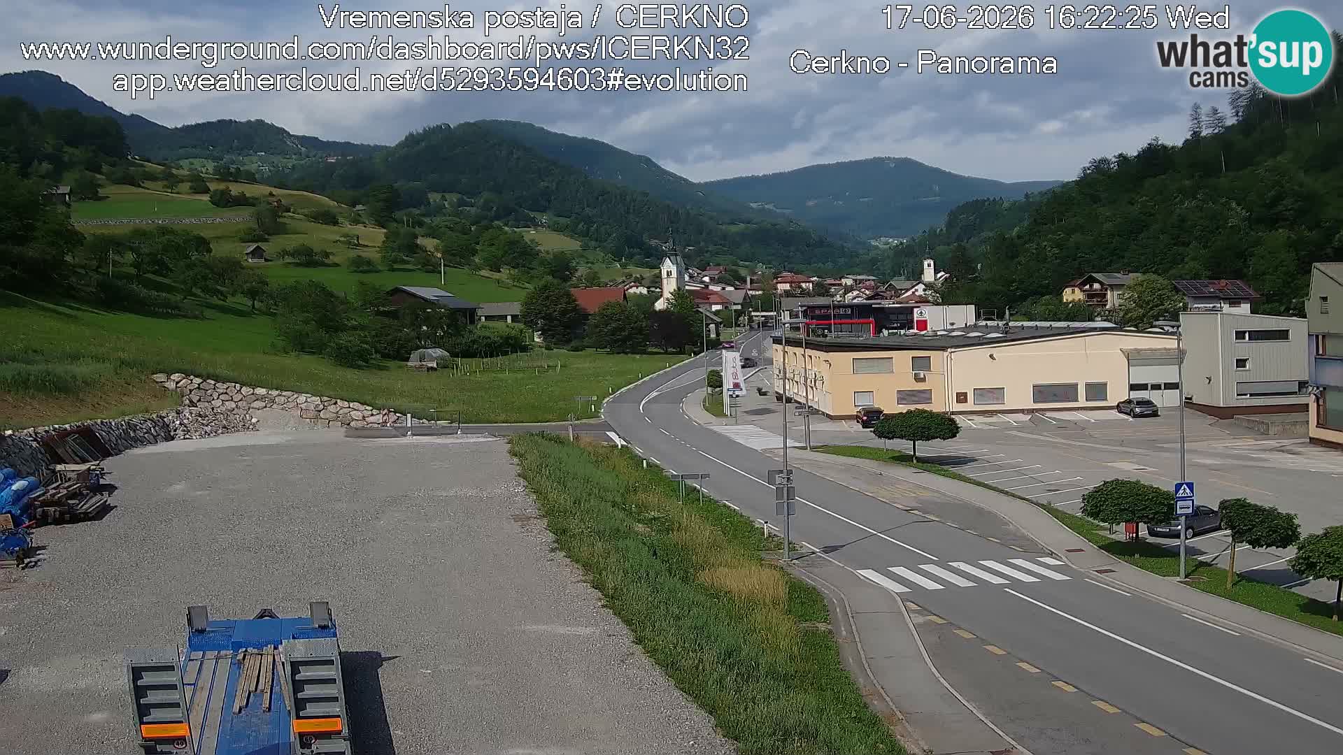 Cerkno entrada a la ciudad Webcam en vivo