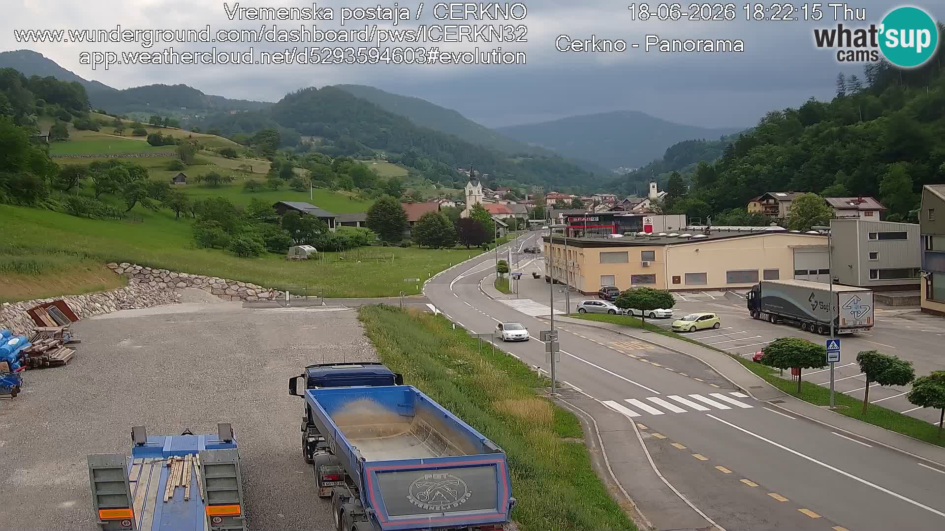 Webcam en direct – Entrée de la ville de Cerkno