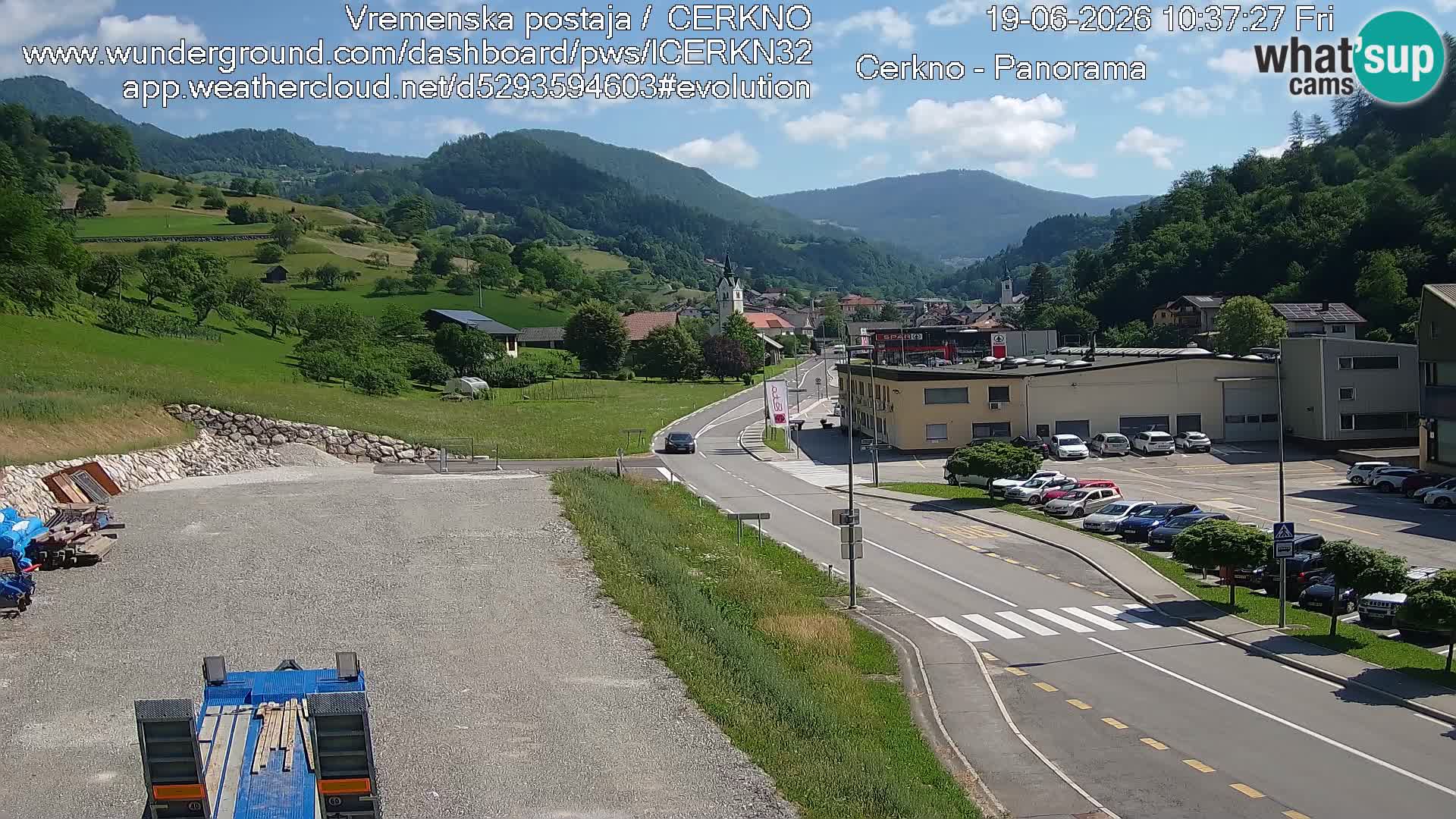Webcam en direct – Entrée de la ville de Cerkno