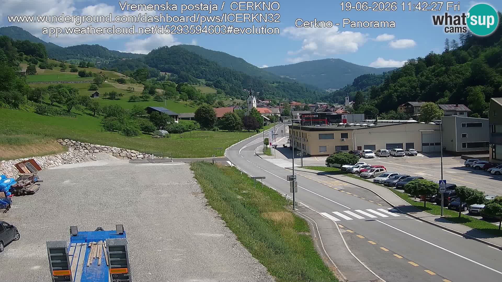 Cerkno city entrance Live Webcam