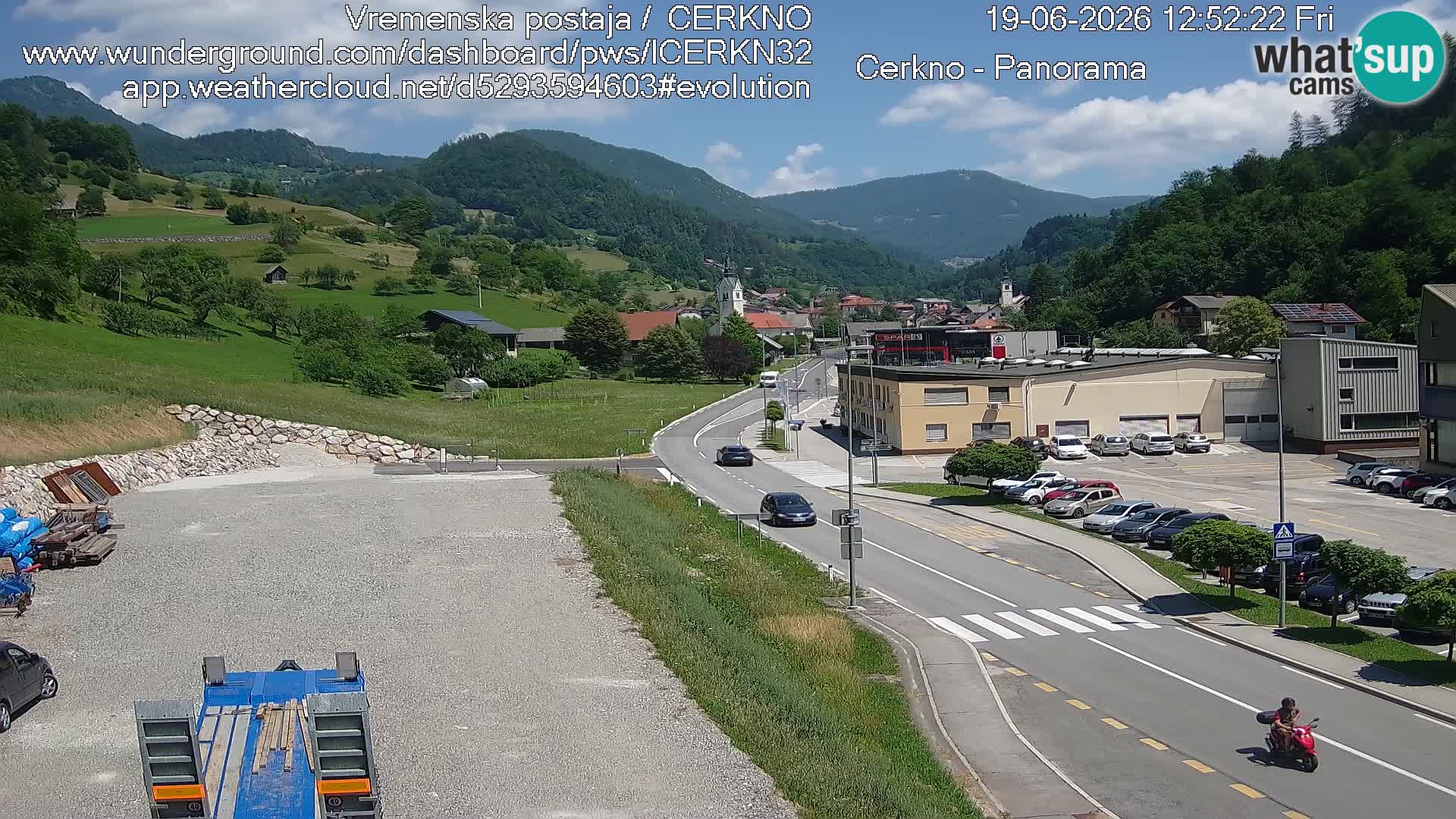 Cerkno city entrance Live Webcam