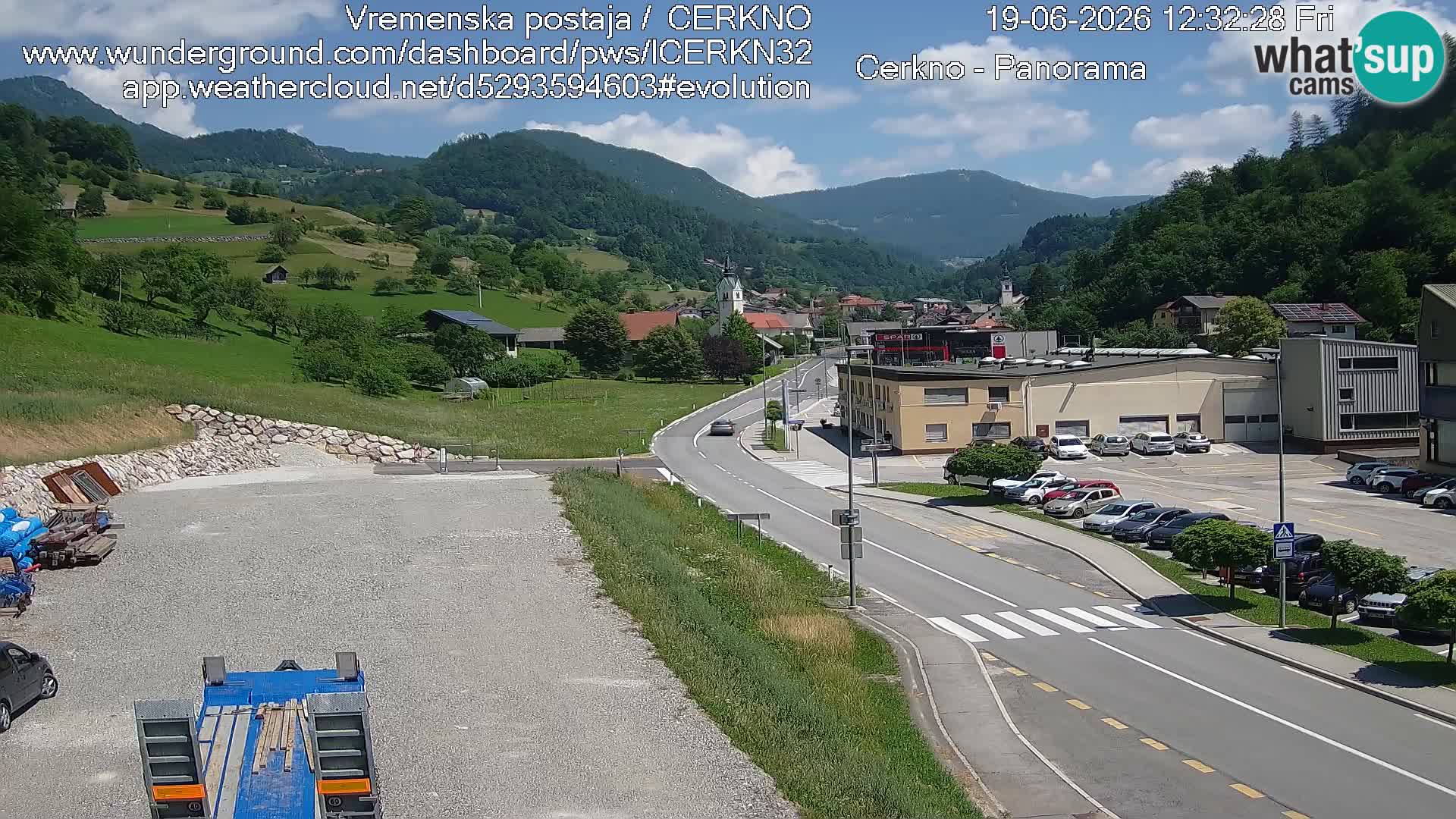 Cerkno city entrance Live Webcam