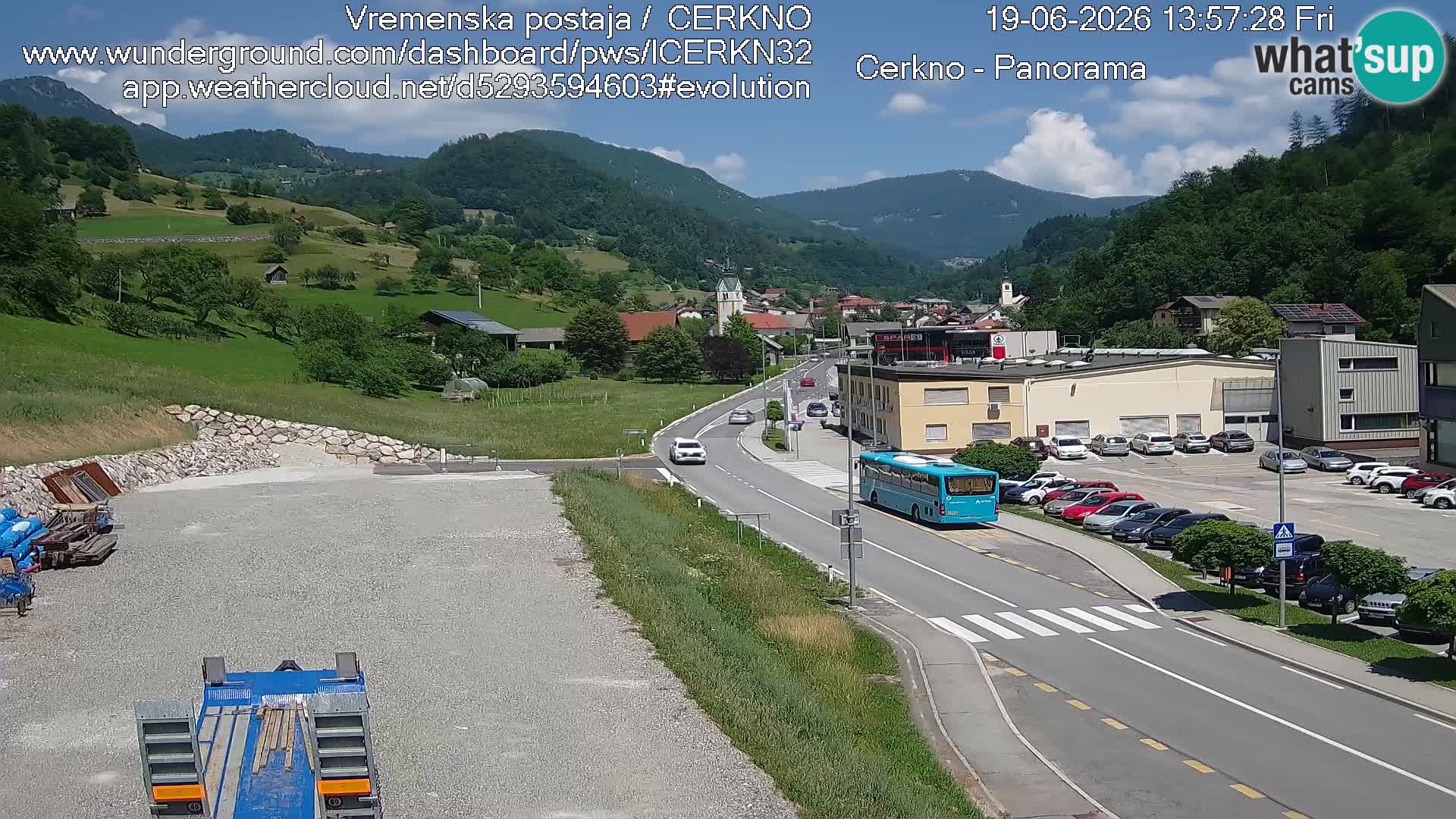 Cerkno entrada a la ciudad Webcam en vivo
