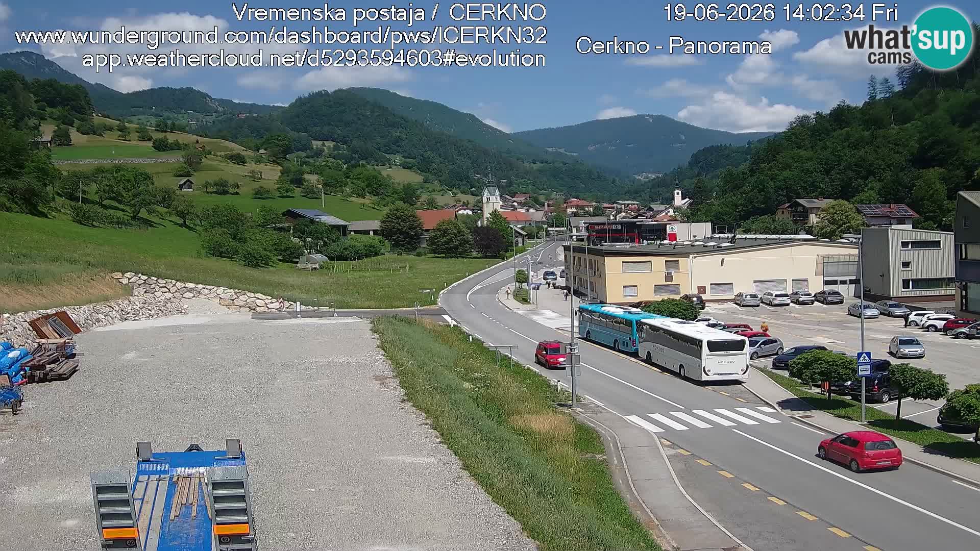 Webcam en direct – Entrée de la ville de Cerkno