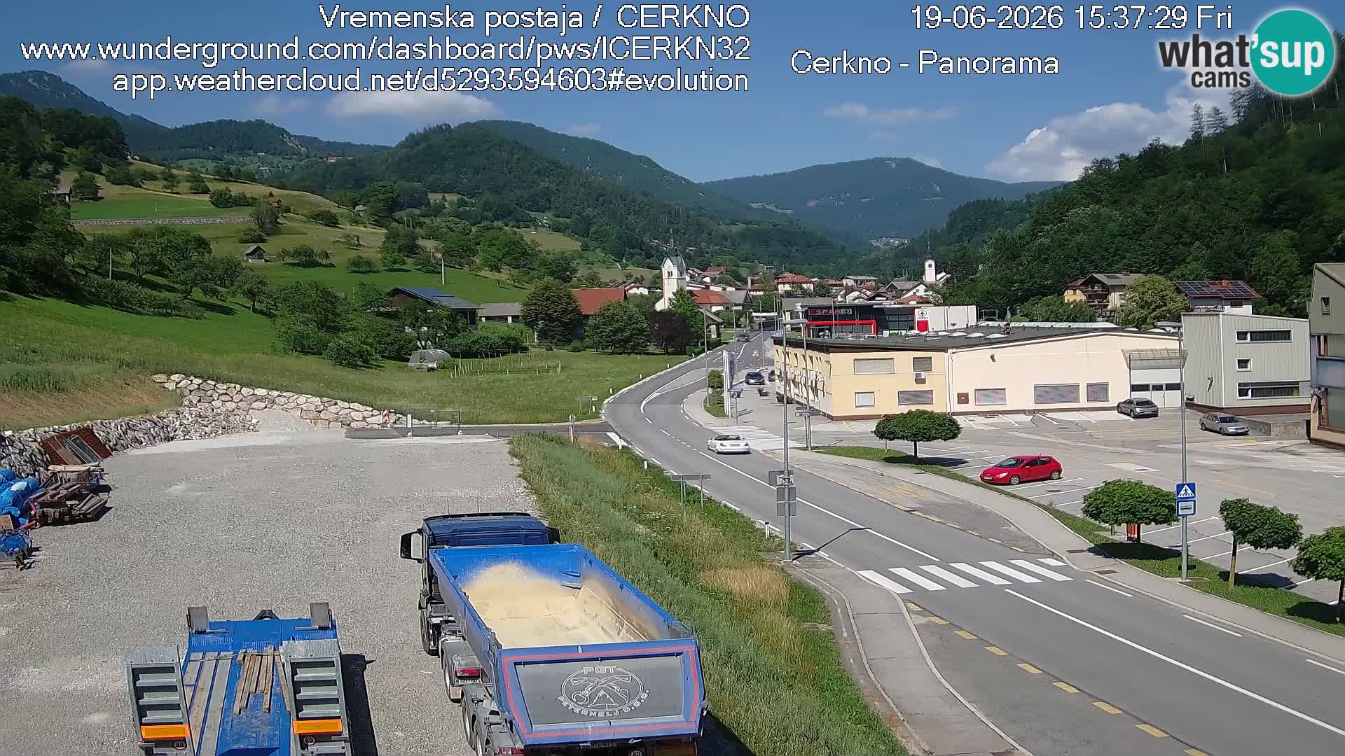 Cerkno entrada a la ciudad Webcam en vivo