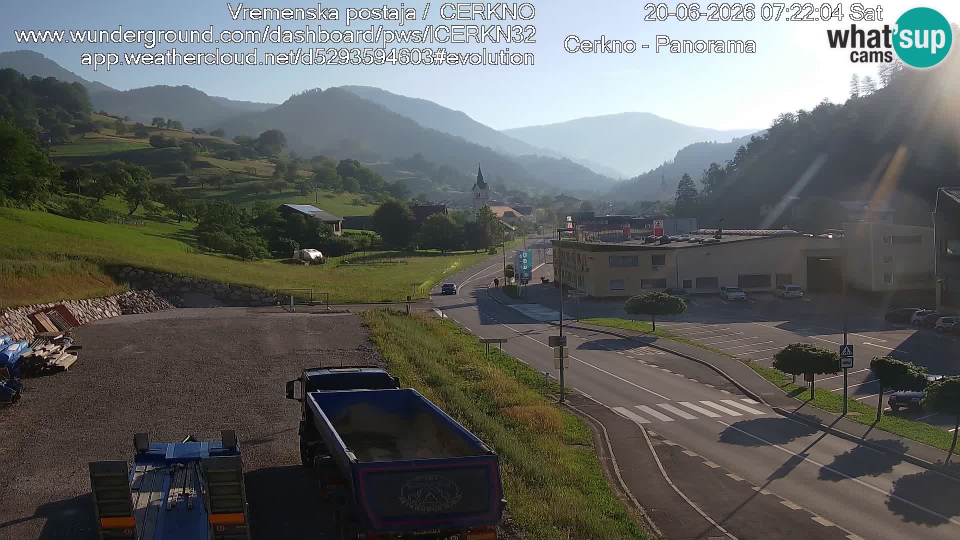 Webcam en direct – Entrée de la ville de Cerkno