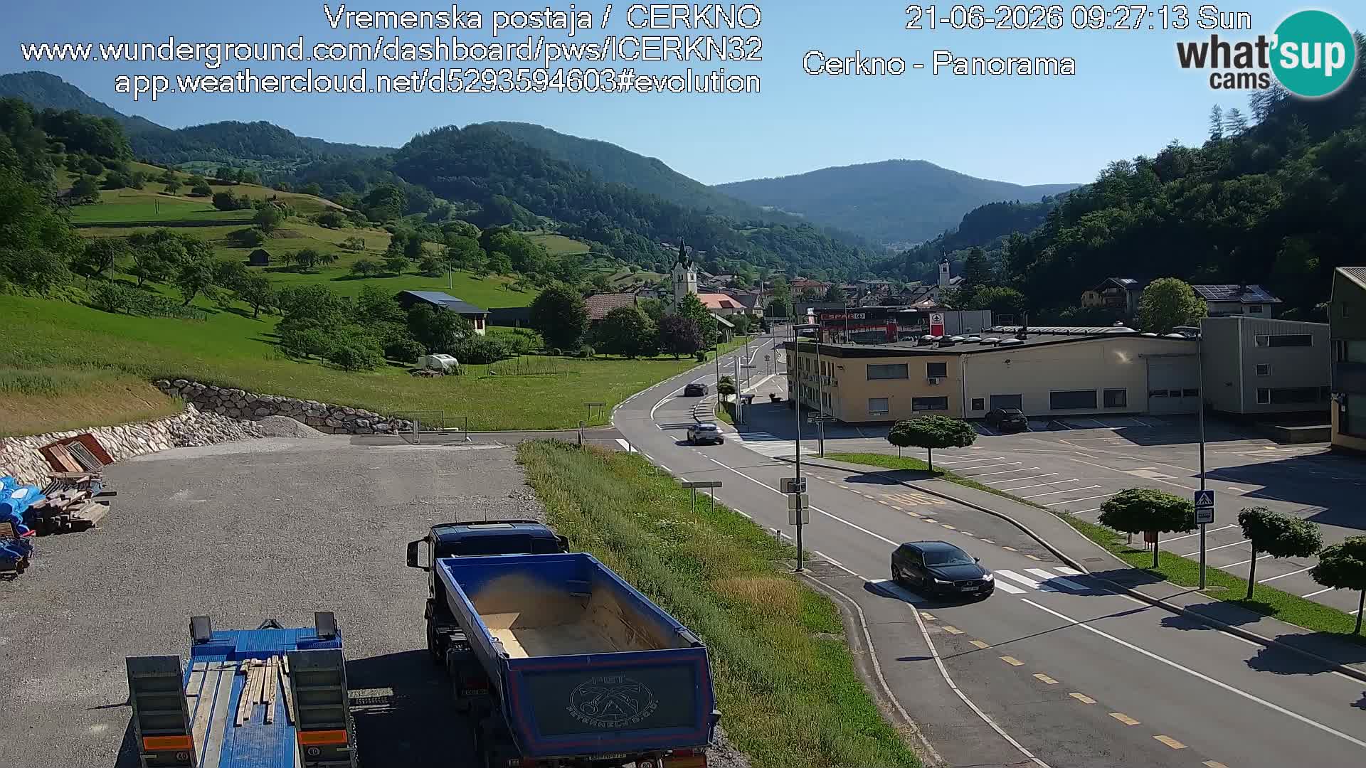 Webcam en direct – Entrée de la ville de Cerkno