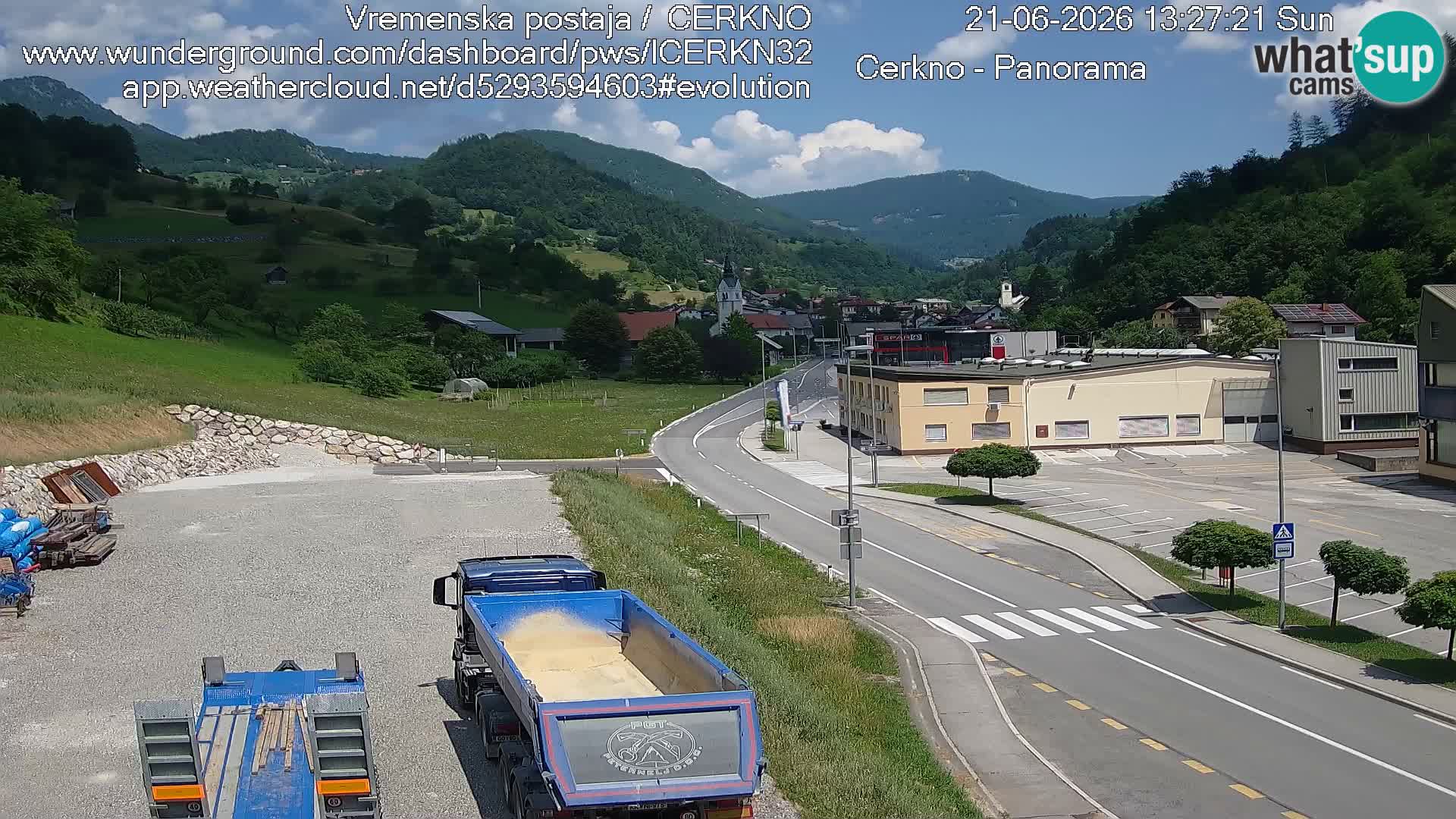 Cerkno entrada a la ciudad Webcam en vivo