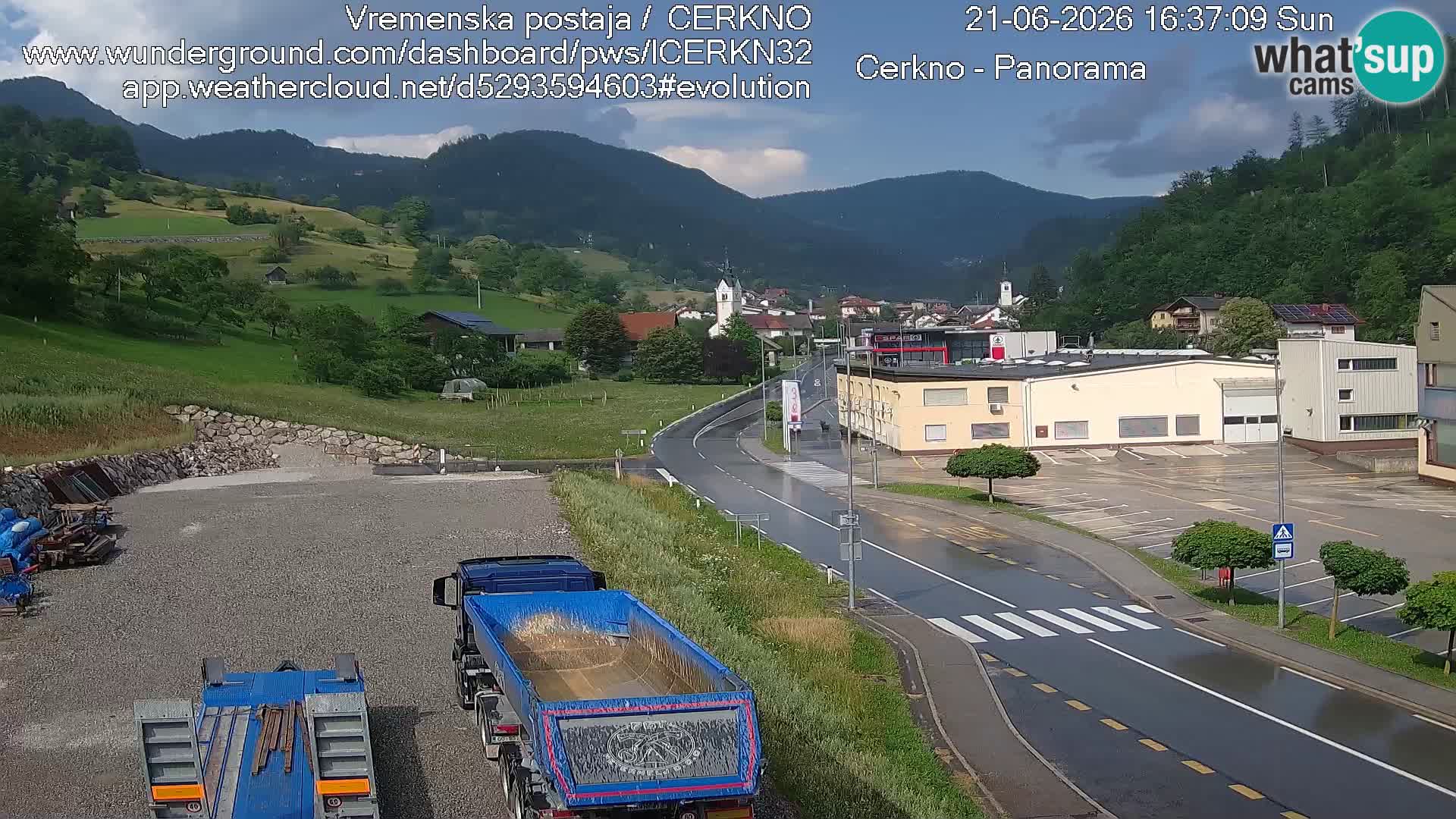 Cerkno city entrance Live Webcam