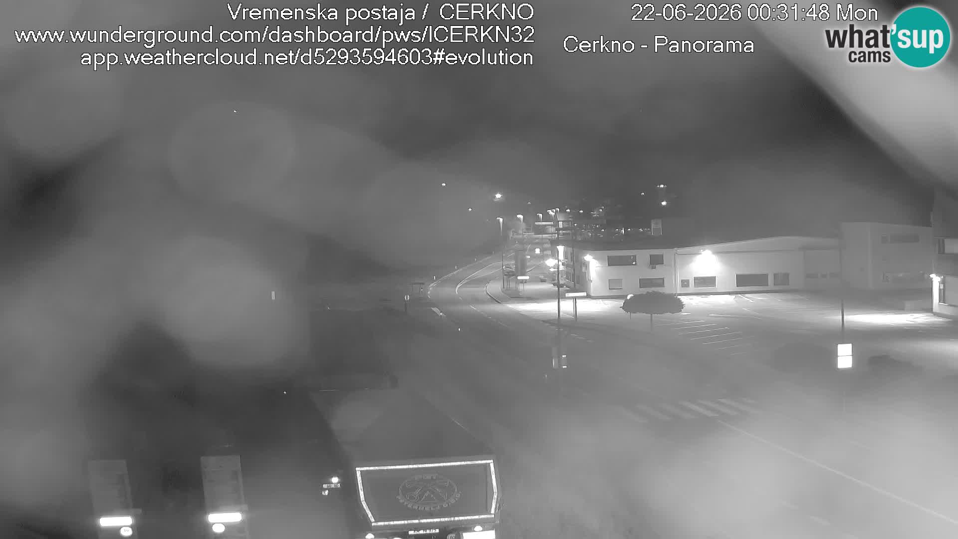 Webcam en direct – Entrée de la ville de Cerkno
