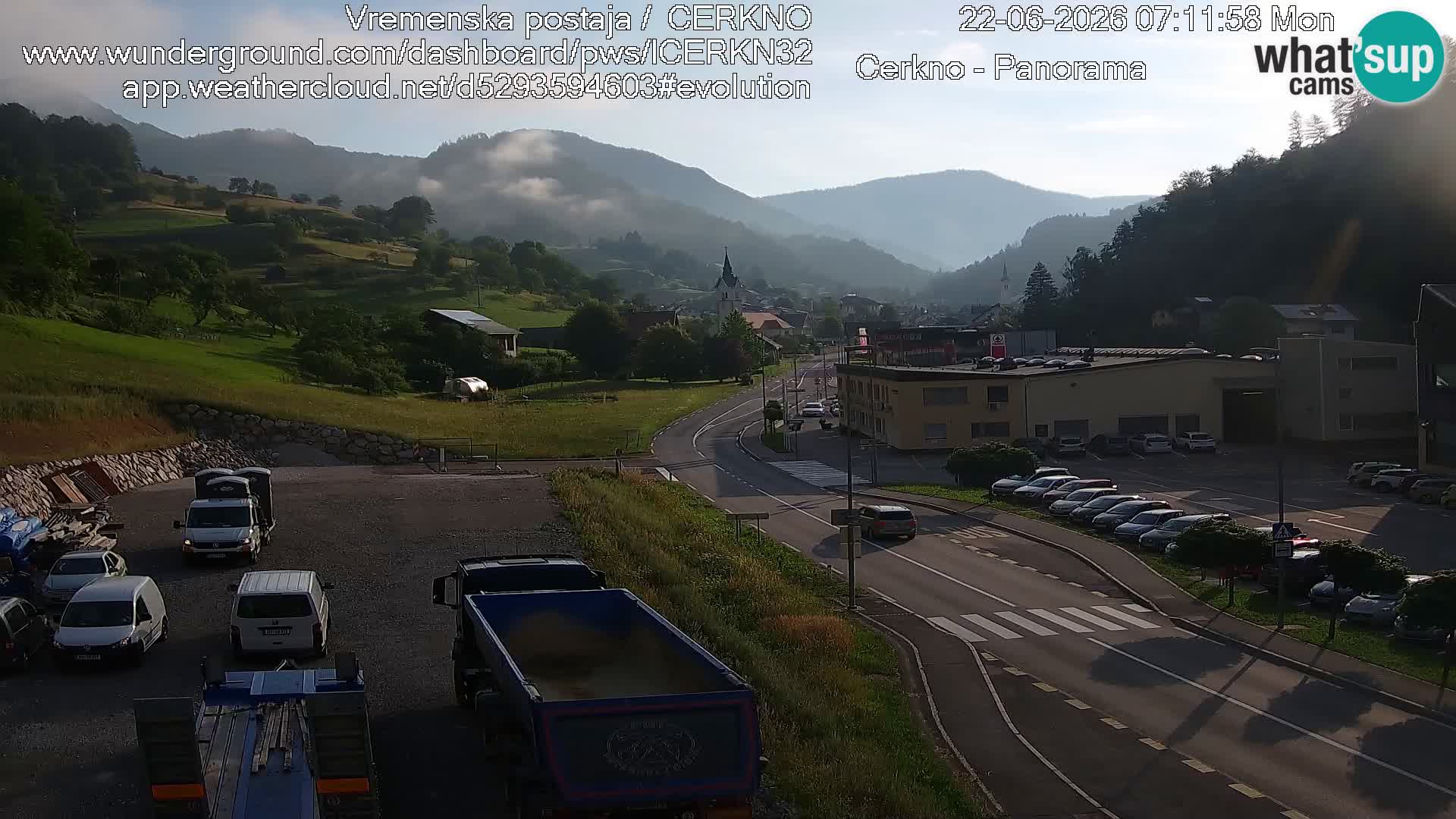 Webcam en direct – Entrée de la ville de Cerkno