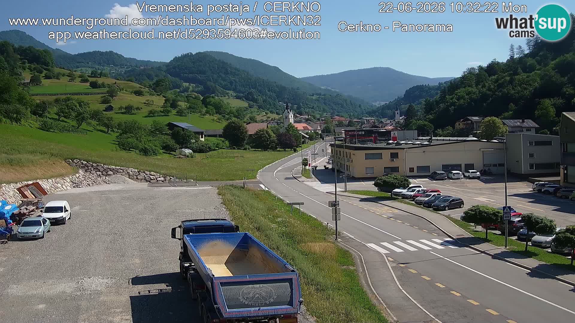 Cerkno city entrance Live Webcam