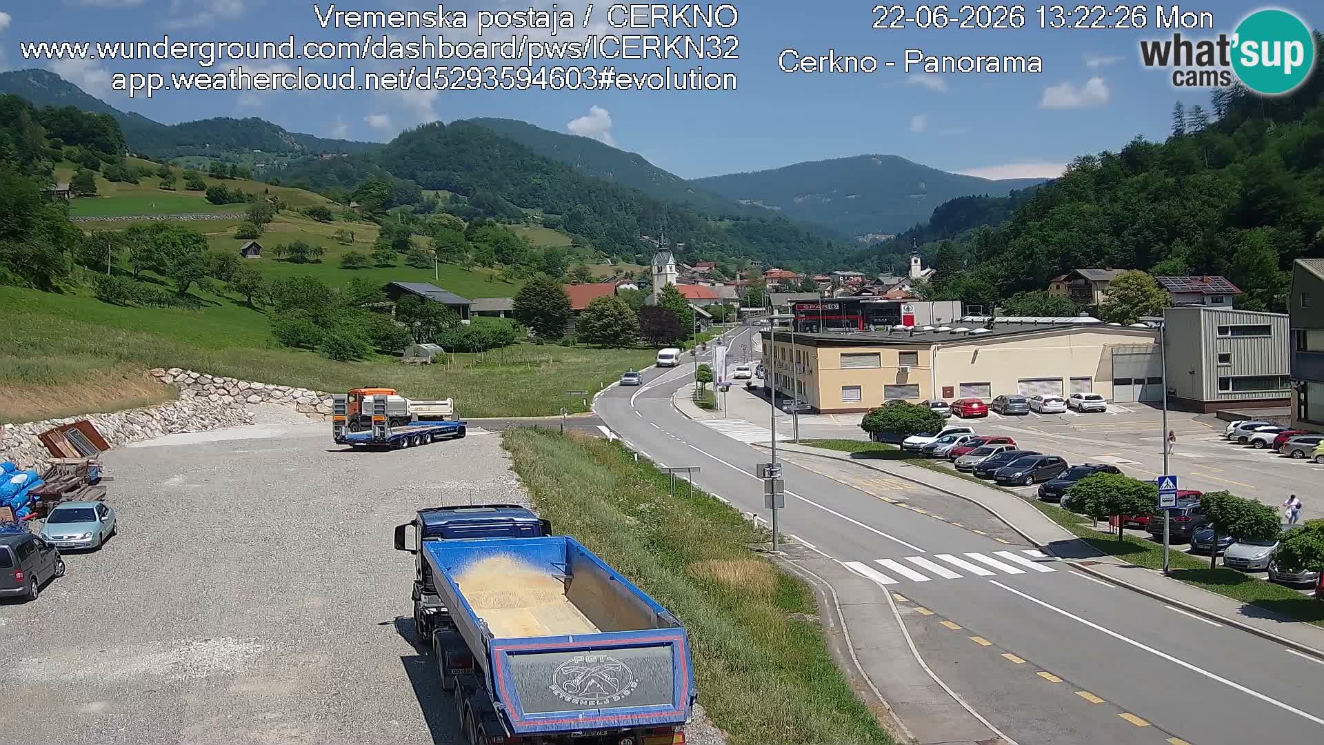 Webcam en direct – Entrée de la ville de Cerkno