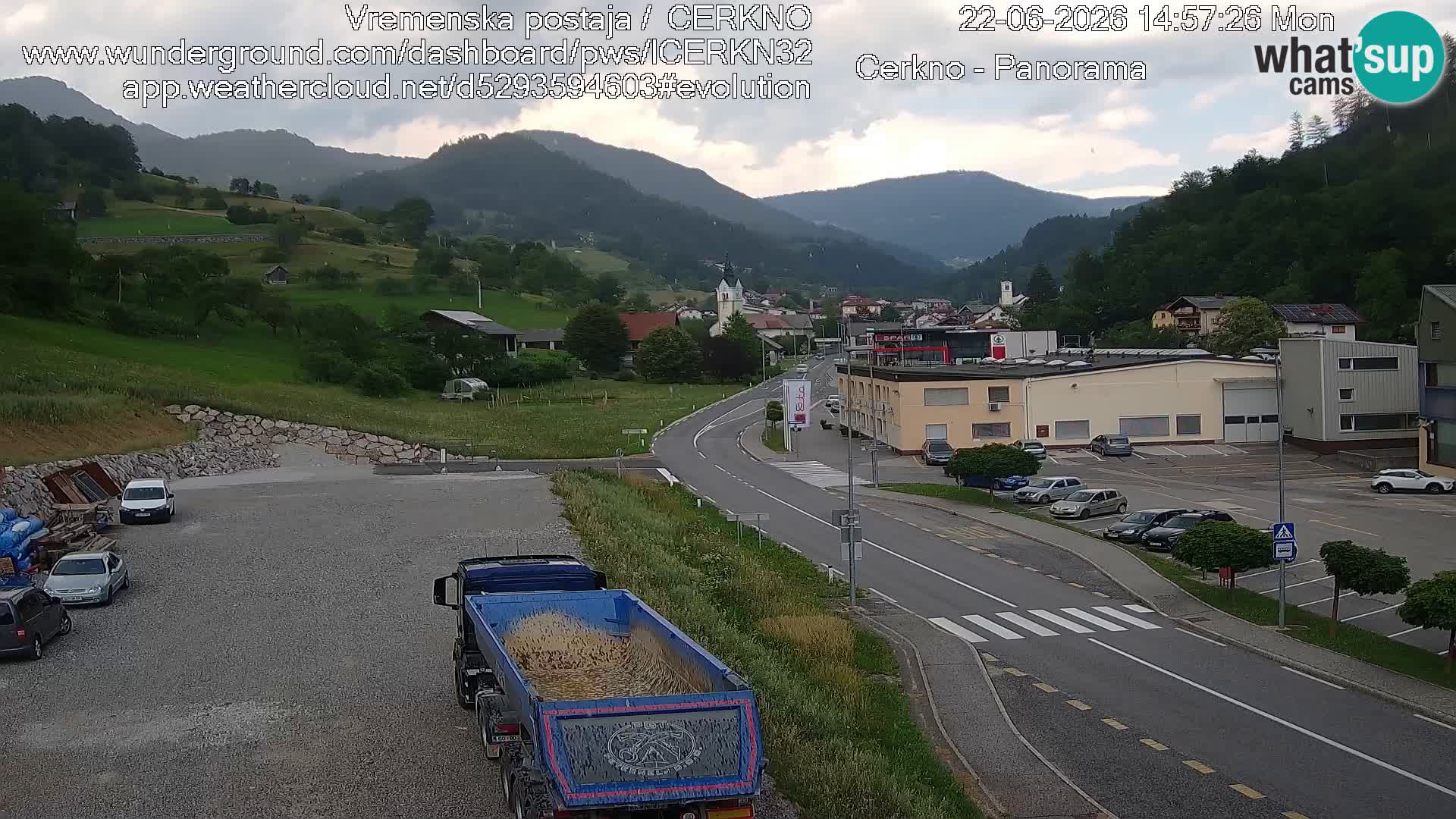 Cerkno entrada a la ciudad Webcam en vivo