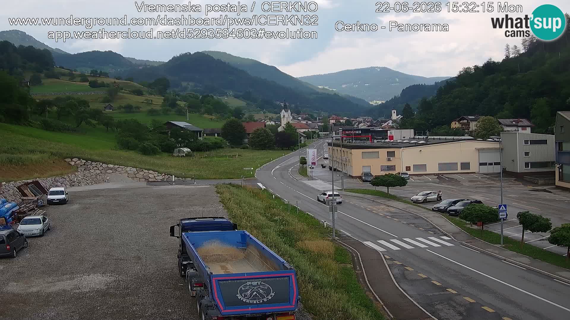 Cerkno entrada a la ciudad Webcam en vivo