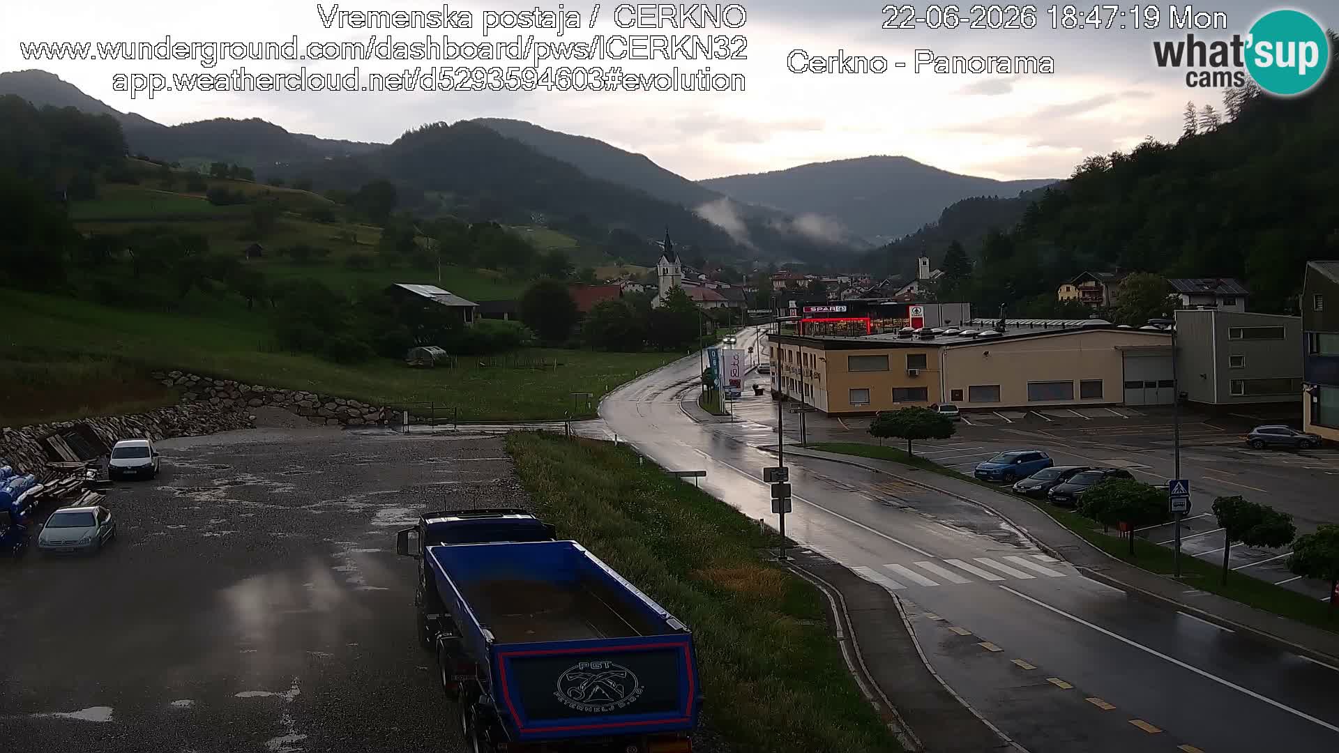 Webcam en direct – Entrée de la ville de Cerkno