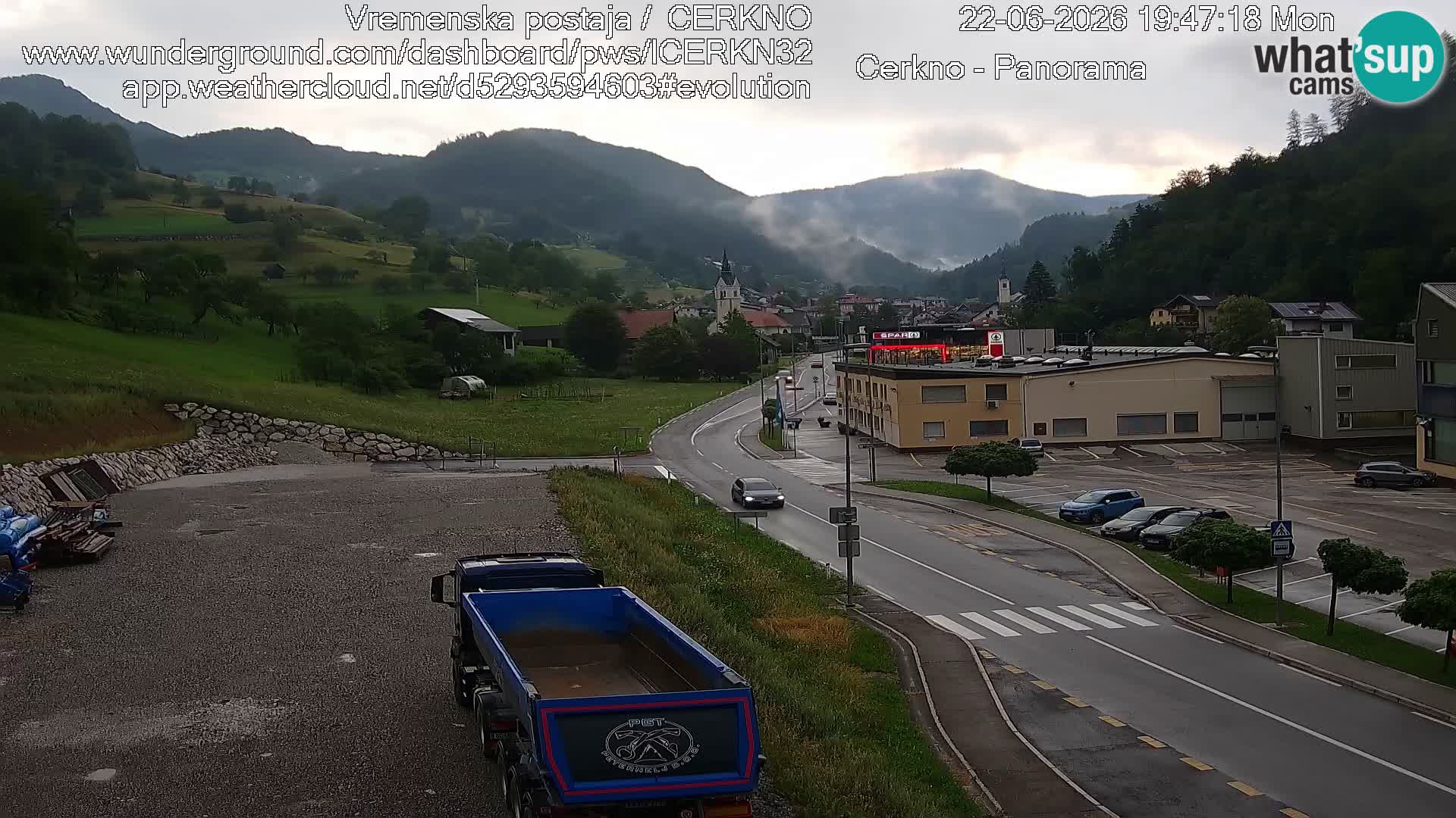 Webcam en direct – Entrée de la ville de Cerkno